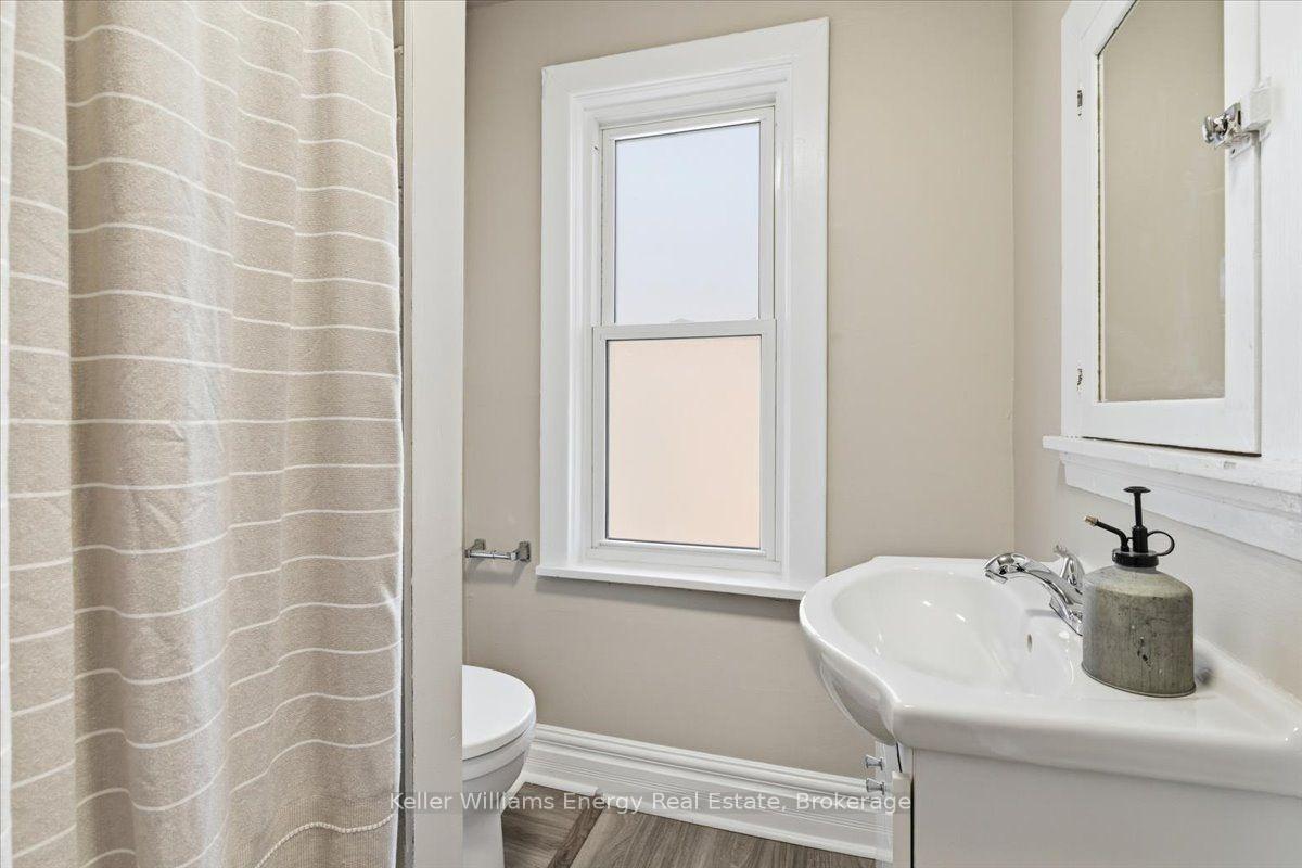 Photo 6 of 108 Division Street, Oshawa, O'Neill — HOMEH