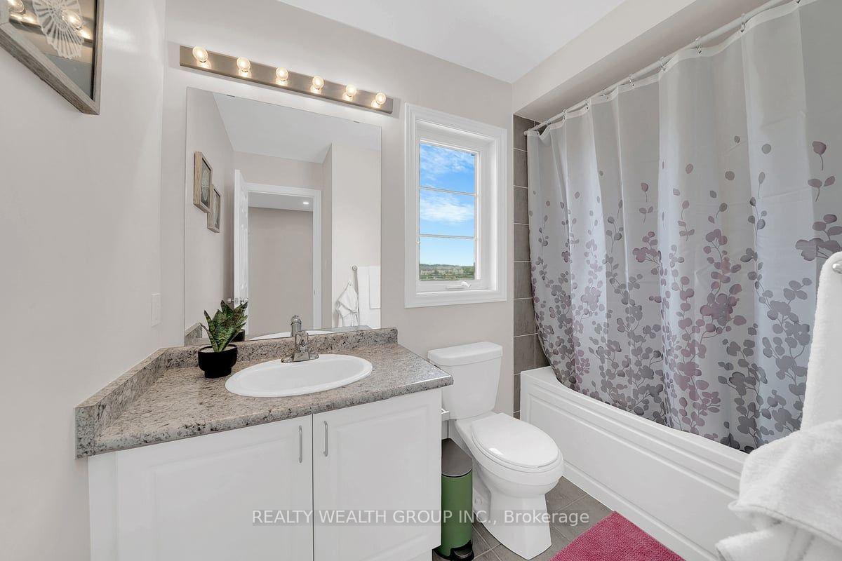 Photo 30 of 122 Dundonnell Place, Vaughan, Vellore Village — HOMEH