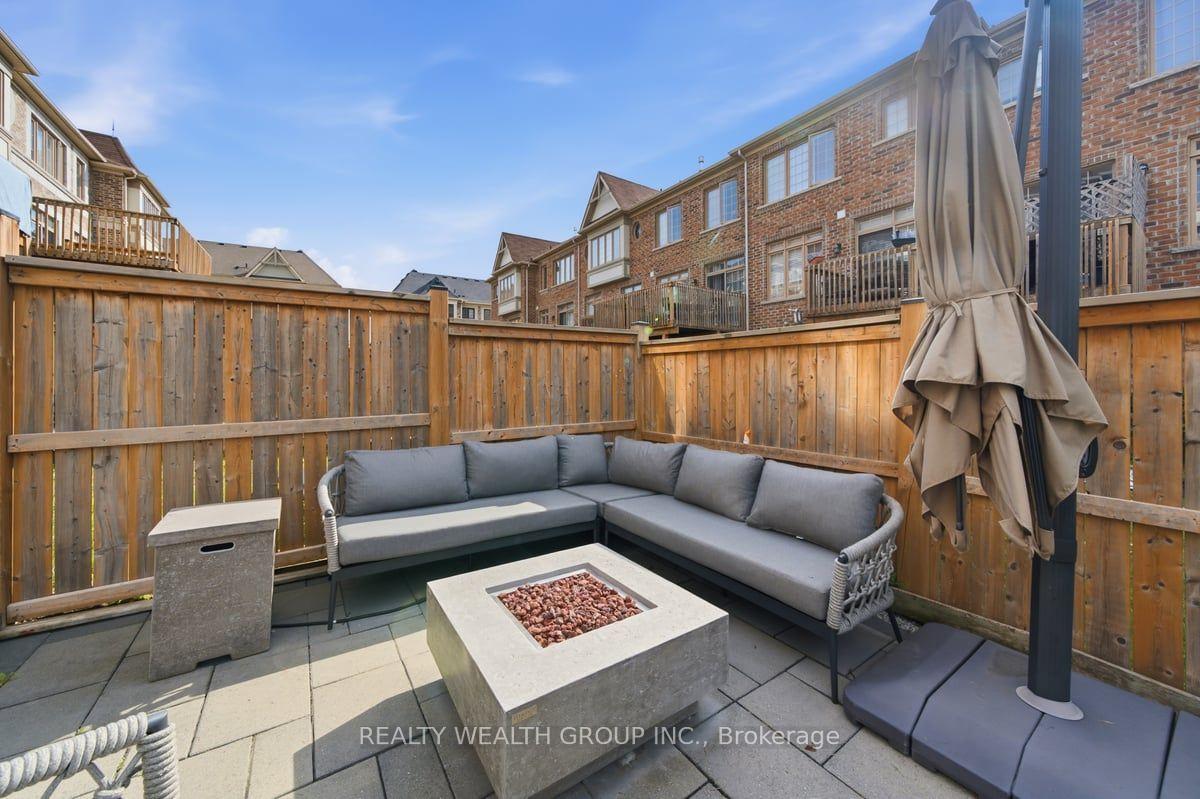 Photo 33 of 122 Dundonnell Place, Vaughan, Vellore Village — HOMEH