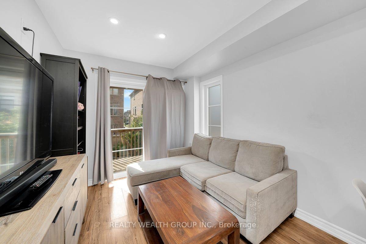 Photo 38 of 122 Dundonnell Place, Vaughan, Vellore Village — HOMEH