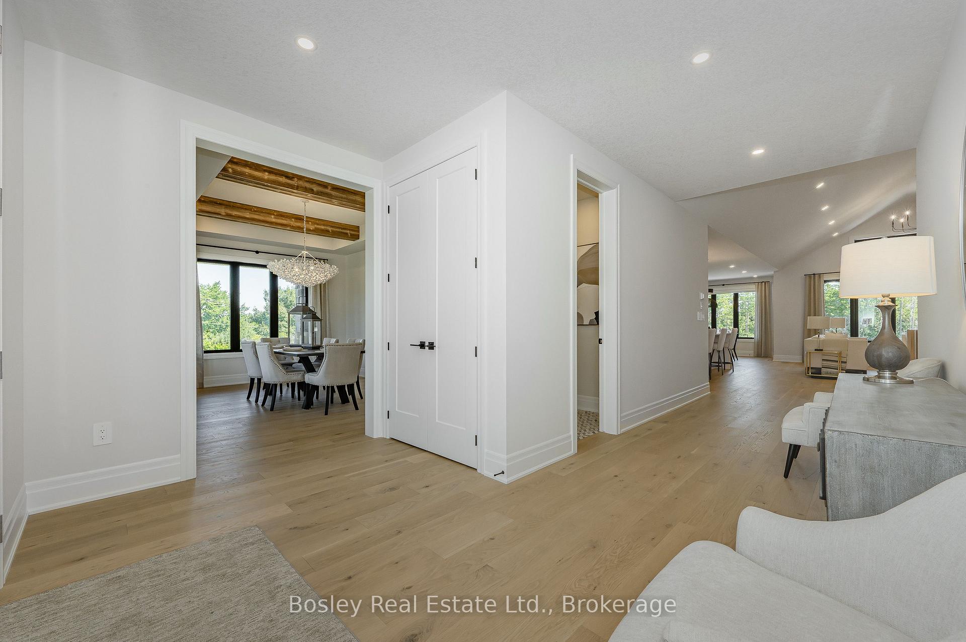 Photo 7 of 10 Inverhill Avenue, Centre Wellington, Rural Centre Wellington West — HOMEH