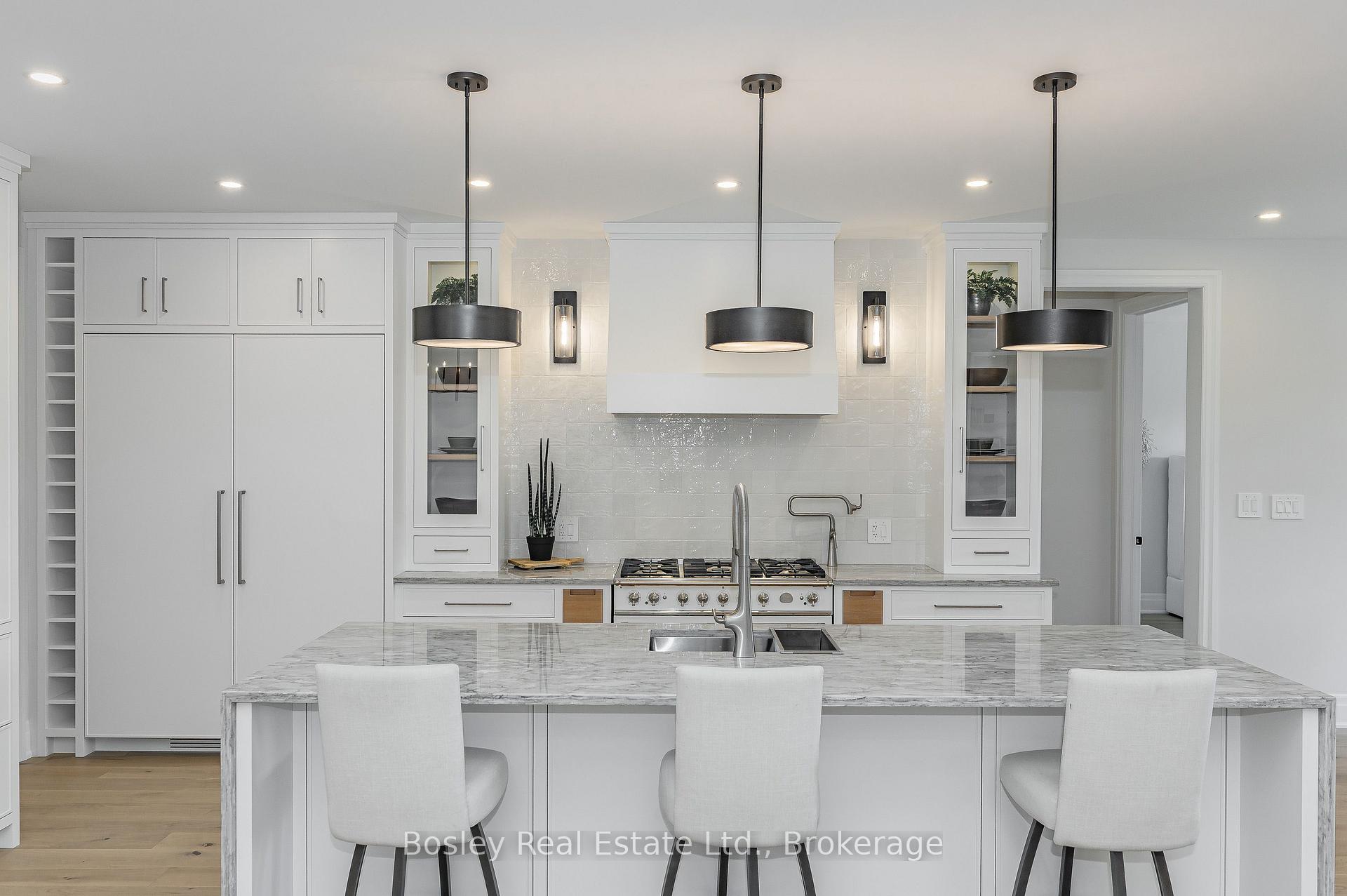 Photo 18 of 10 Inverhill Avenue, Centre Wellington, Rural Centre Wellington West — HOMEH