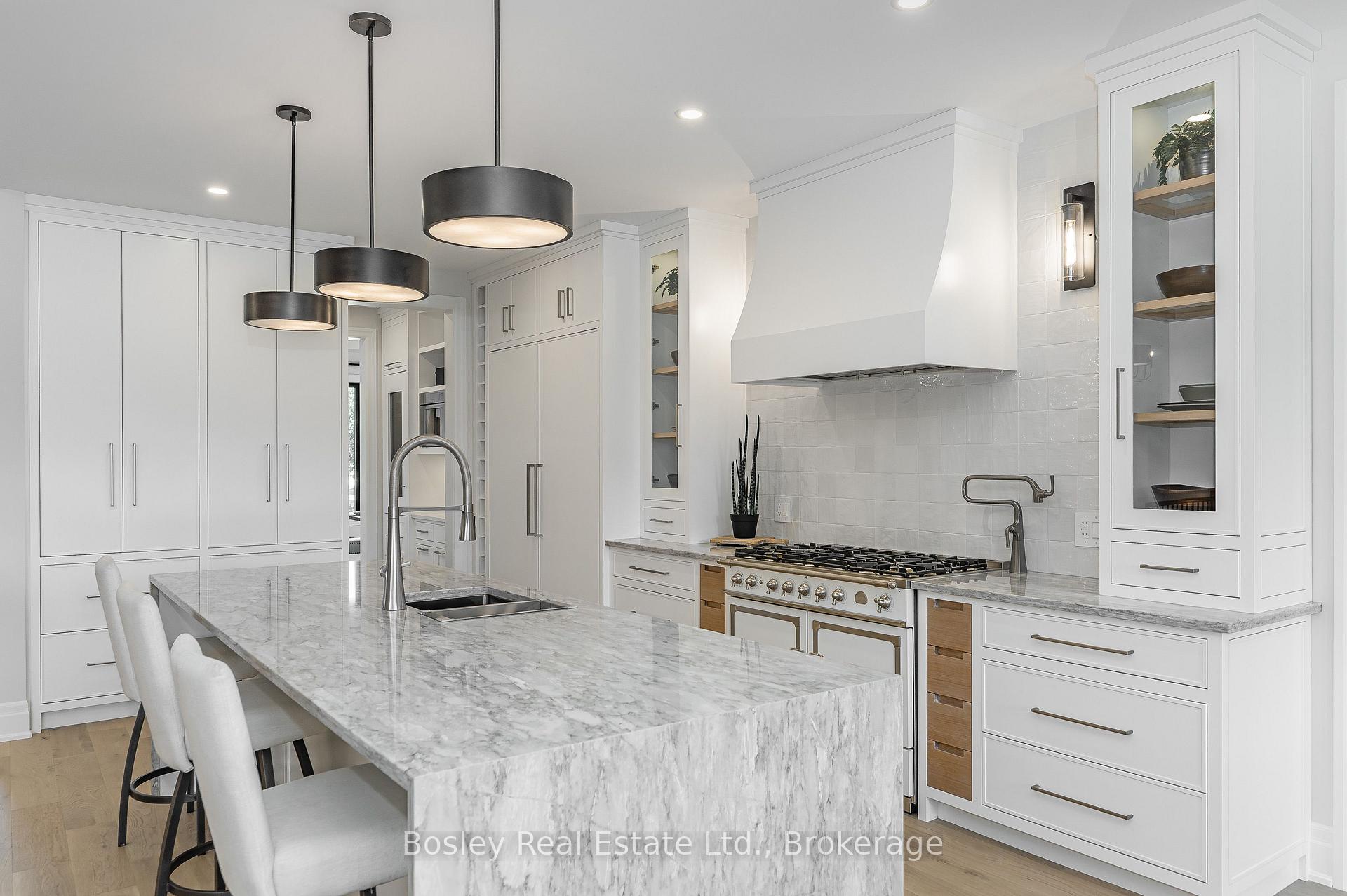 Photo 20 of 10 Inverhill Avenue, Centre Wellington, Rural Centre Wellington West — HOMEH