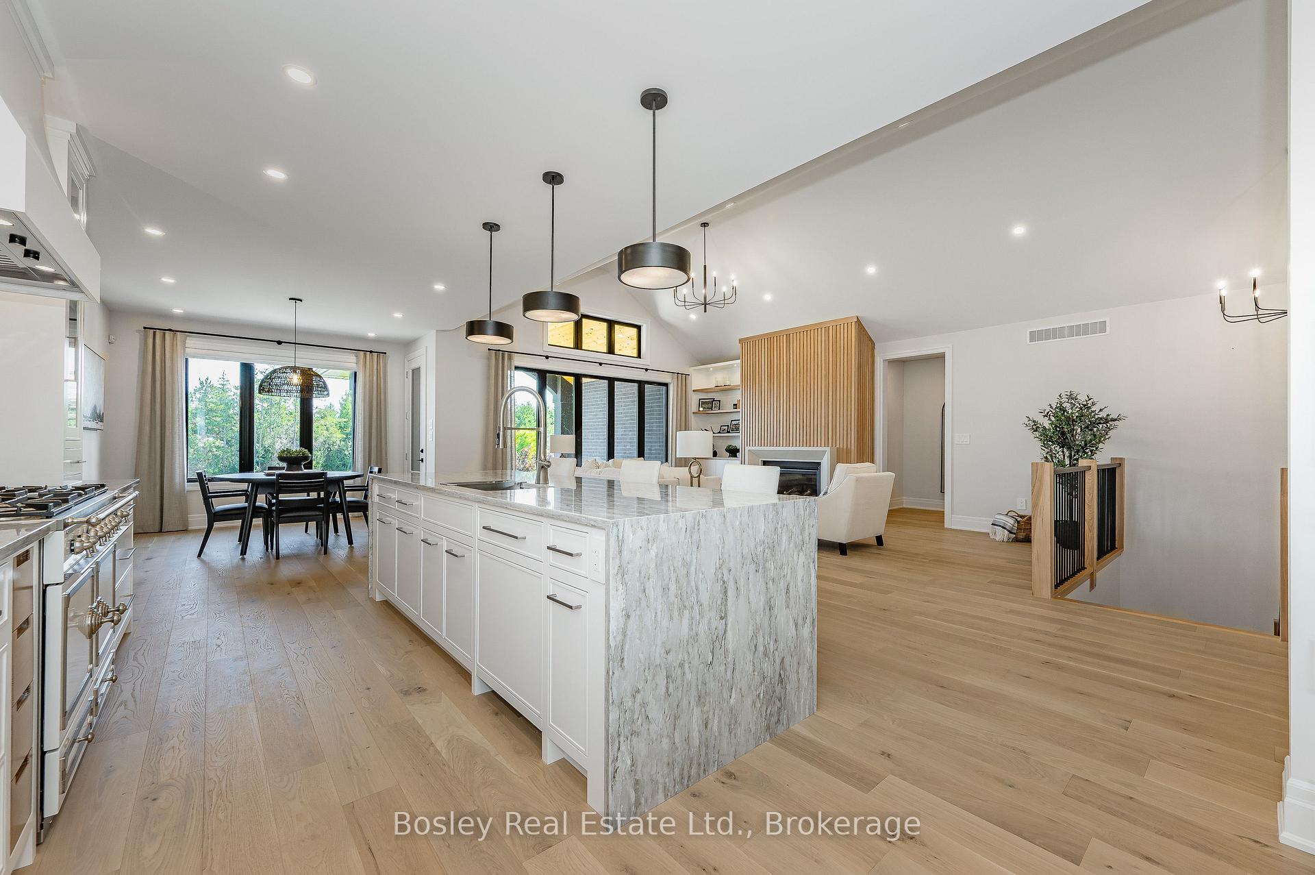 Photo 23 of 10 Inverhill Avenue, Centre Wellington, Rural Centre Wellington West — HOMEH