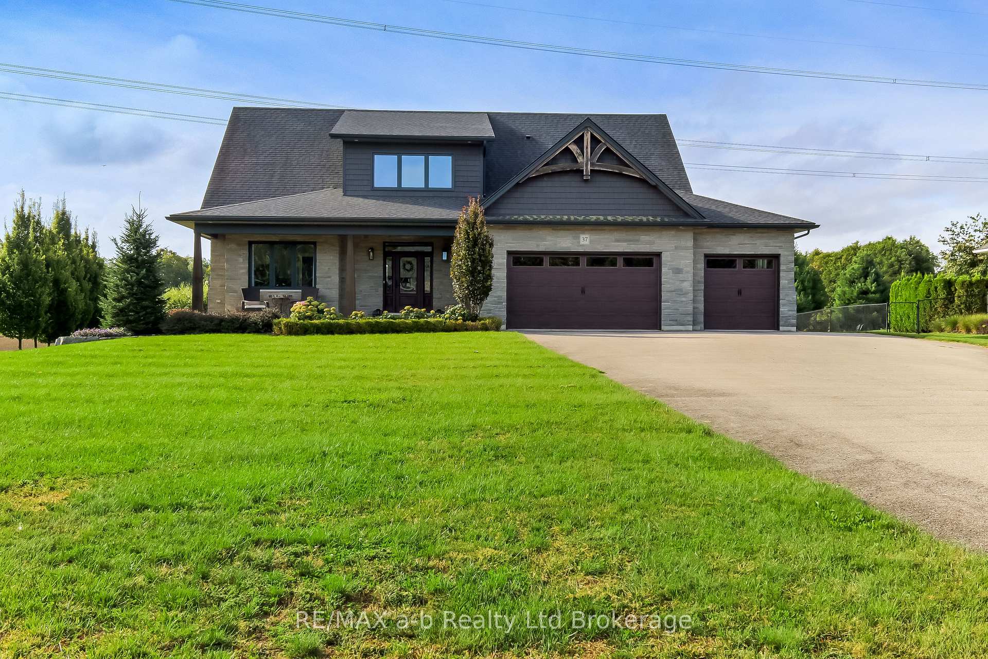 Photo 2 of 37 River Oak Drive, Norwich, Otterville — HOMEH