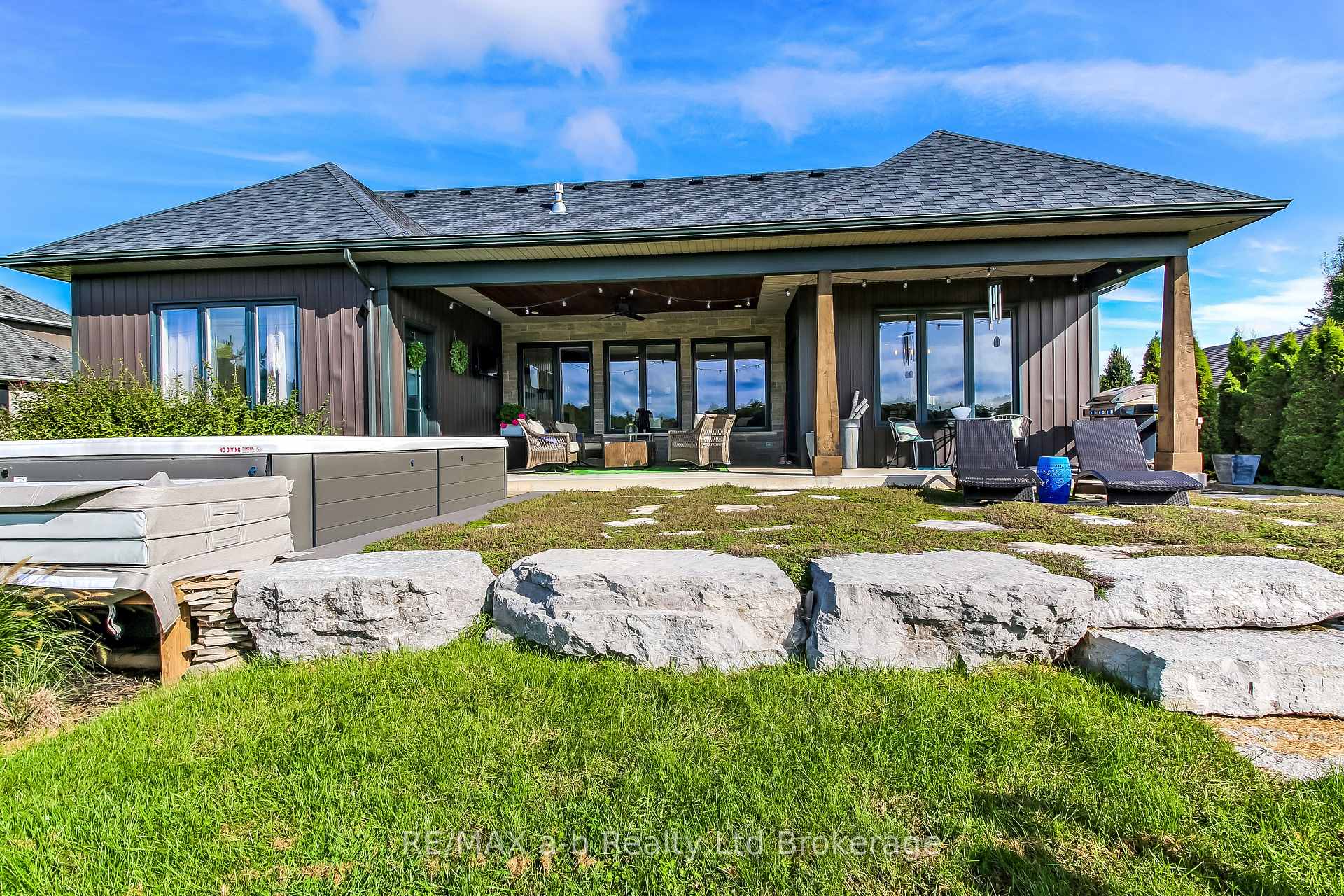 Photo 4 of 37 River Oak Drive, Norwich, Otterville — HOMEH