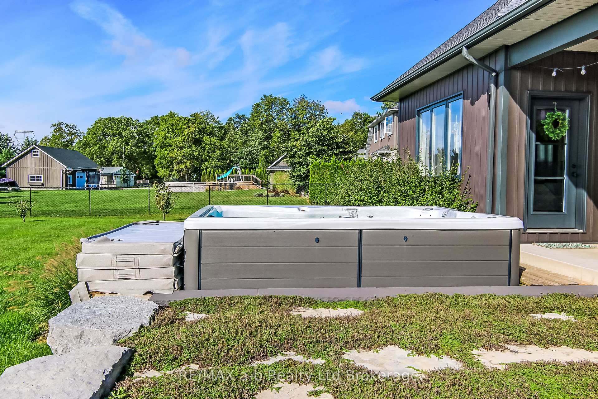 Photo 8 of 37 River Oak Drive, Norwich, Otterville — HOMEH