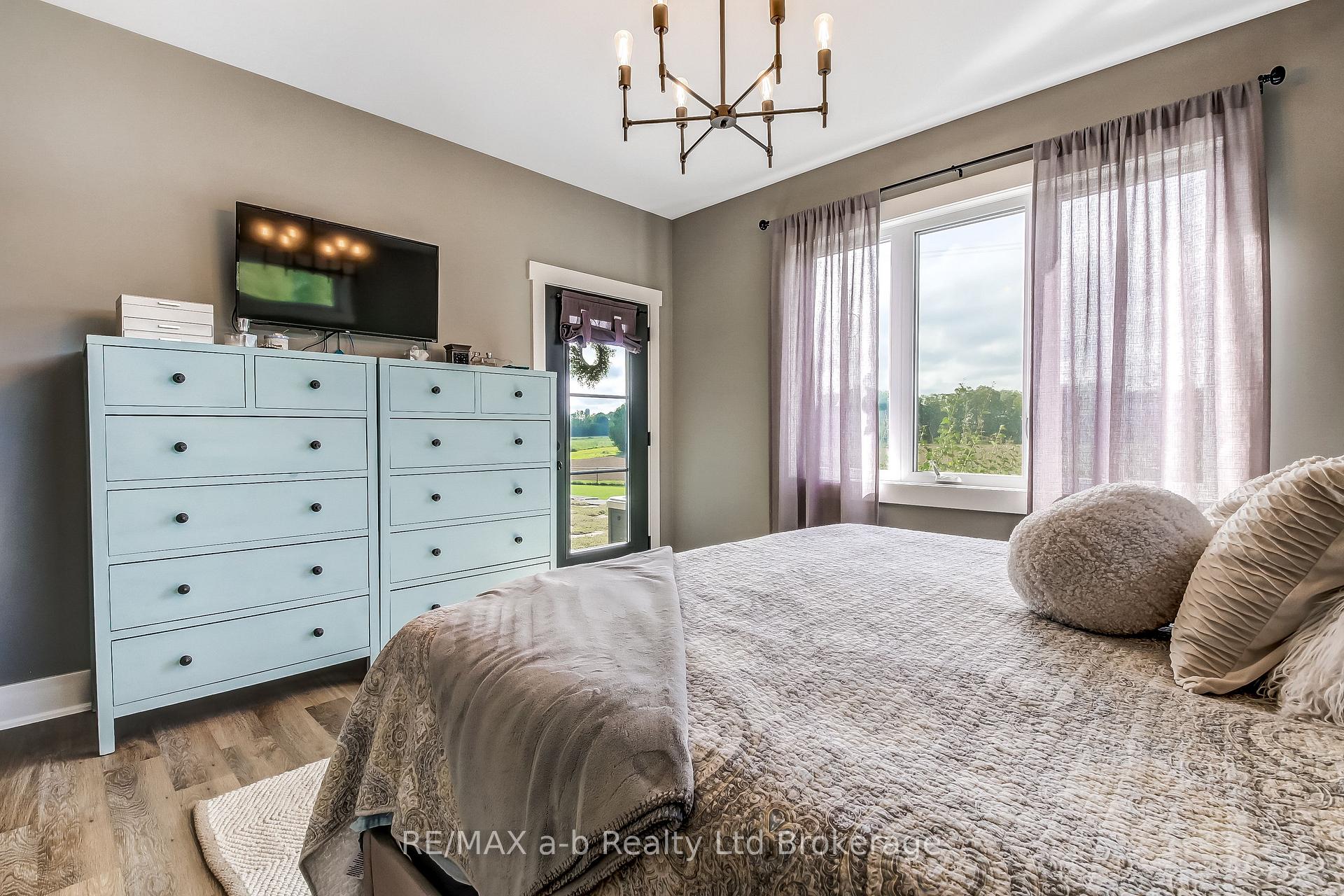 Photo 24 of 37 River Oak Drive, Norwich, Otterville — HOMEH