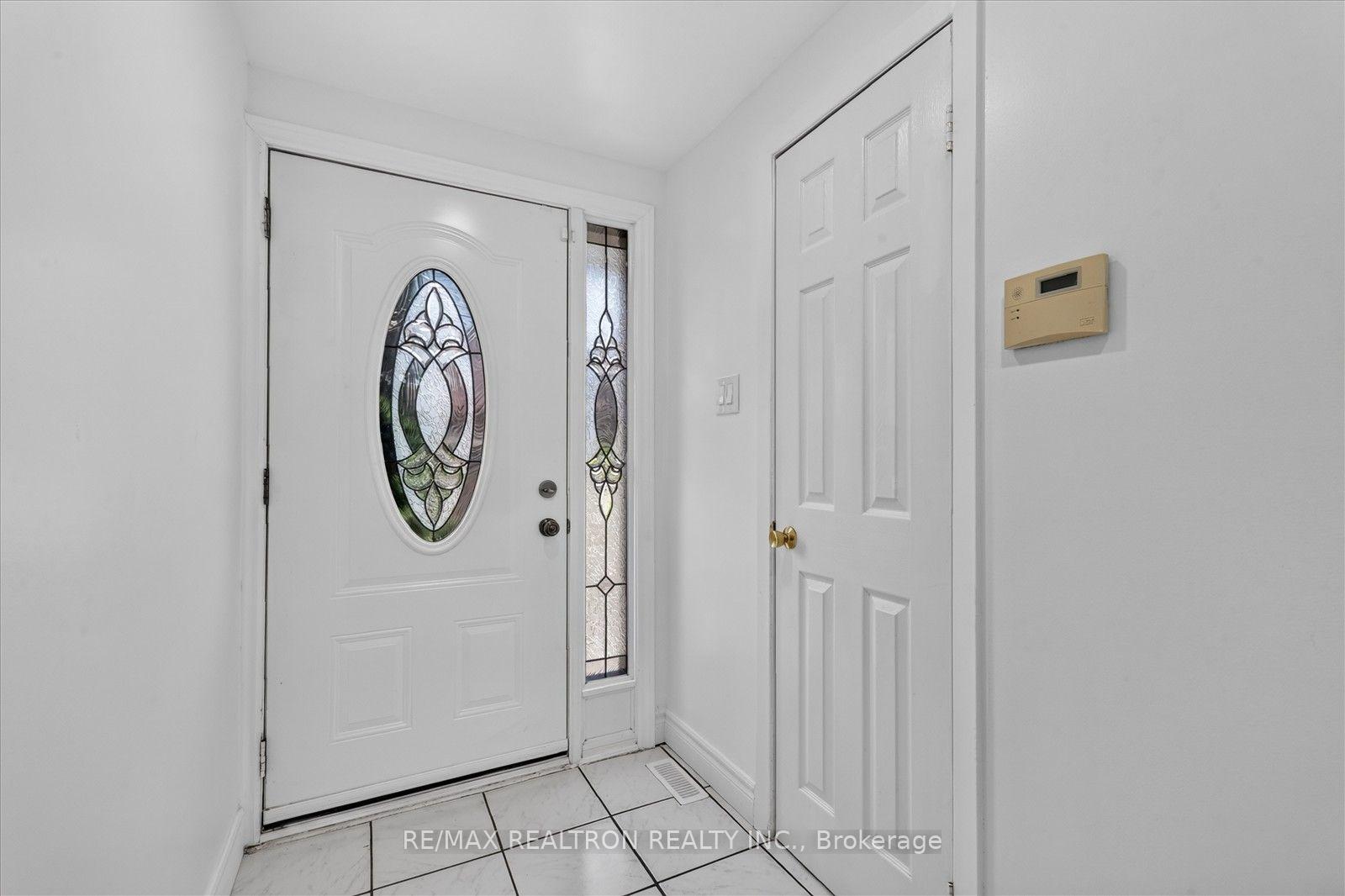 Photo 4 of Unit 49, 331 Trudelle Street, Scarborough, Eglinton East — HOMEH