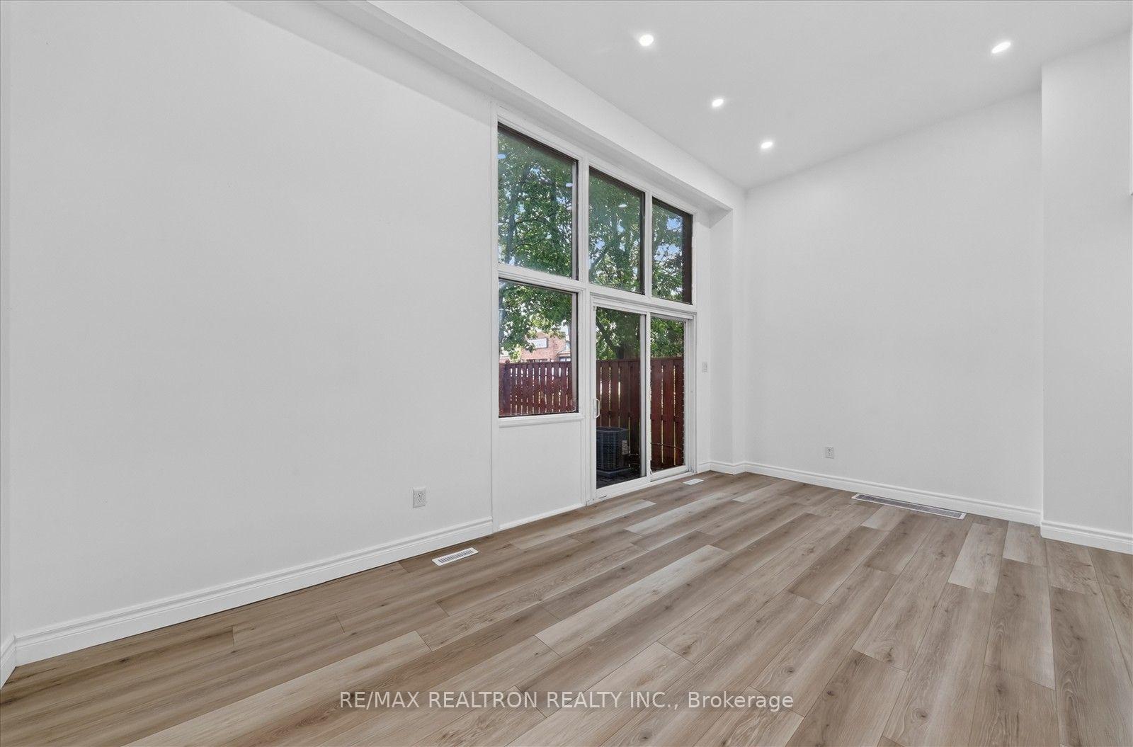 Photo 9 of Unit 49, 331 Trudelle Street, Scarborough, Eglinton East — HOMEH