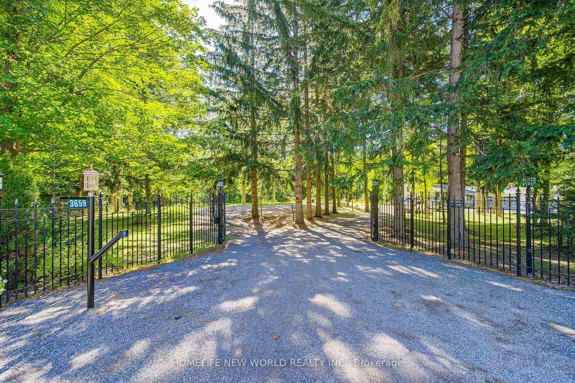 Photo 3 of 3659 Aurora Road, Whitchurch-Stouffville, Rural Whitchurch-Stouffville — HOMEH