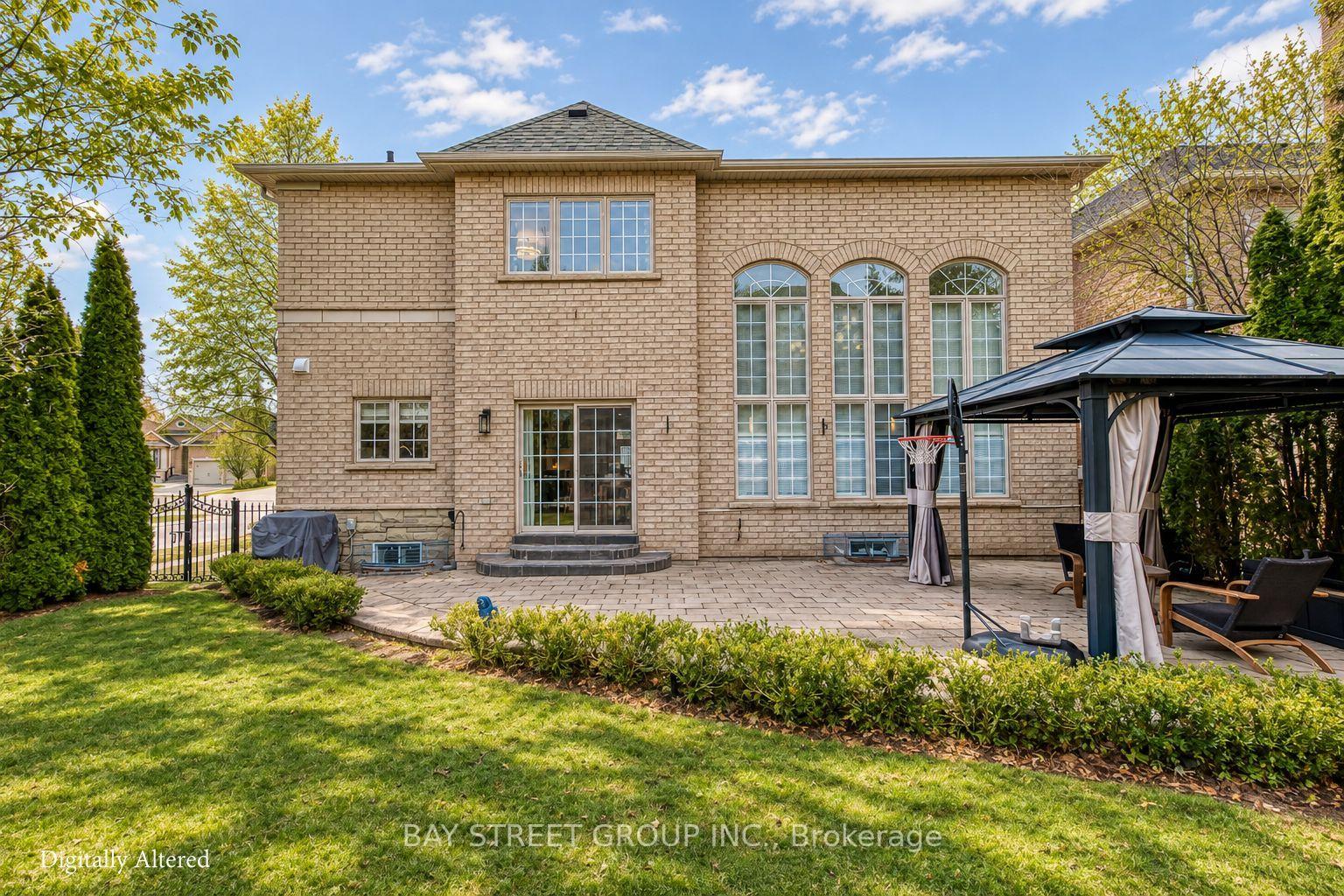 Photo 4 of 1087 Kestell Boulevard N, Oakville, Joshua Creek — HOMEH