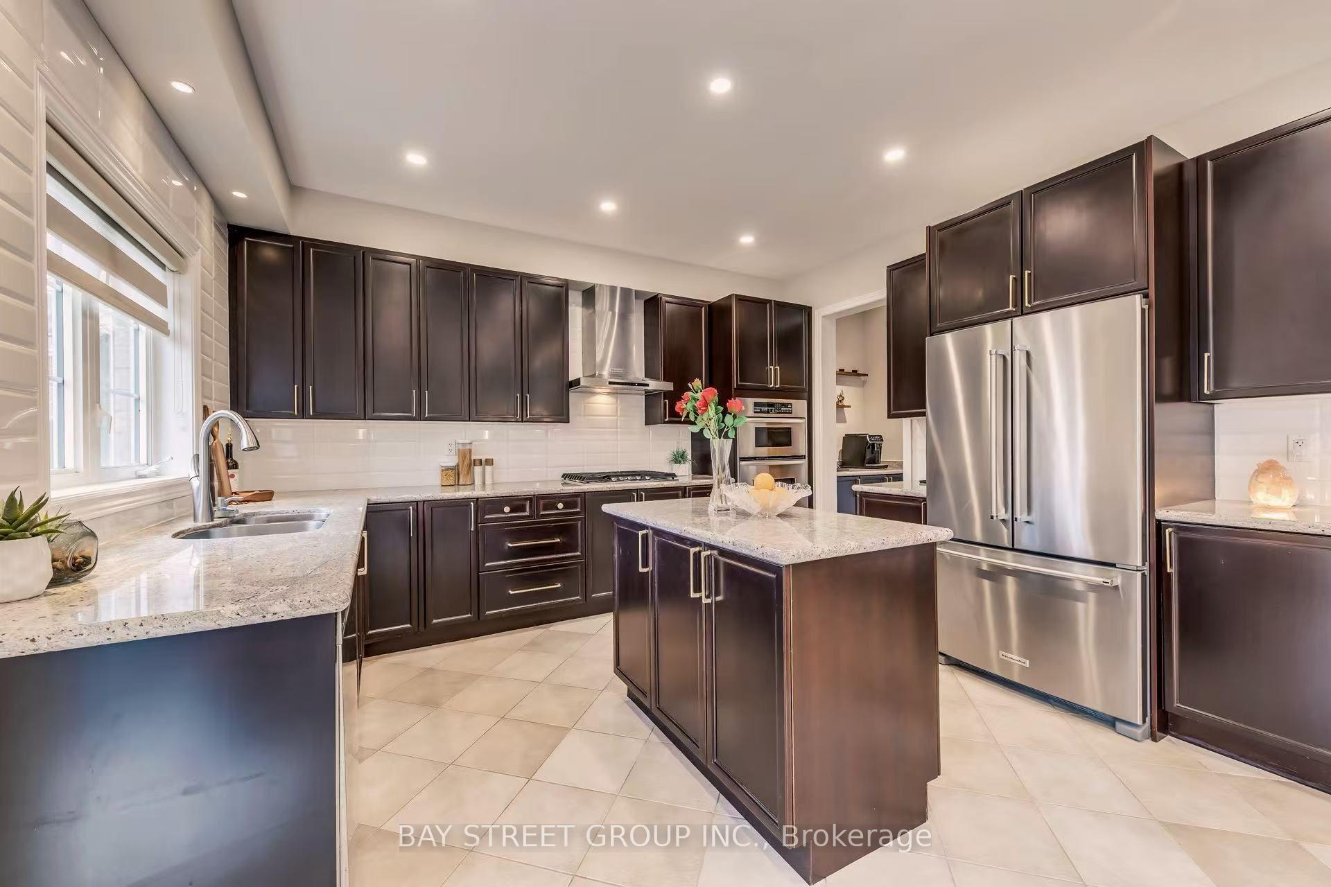 Photo 18 of 1087 Kestell Boulevard N, Oakville, Joshua Creek — HOMEH