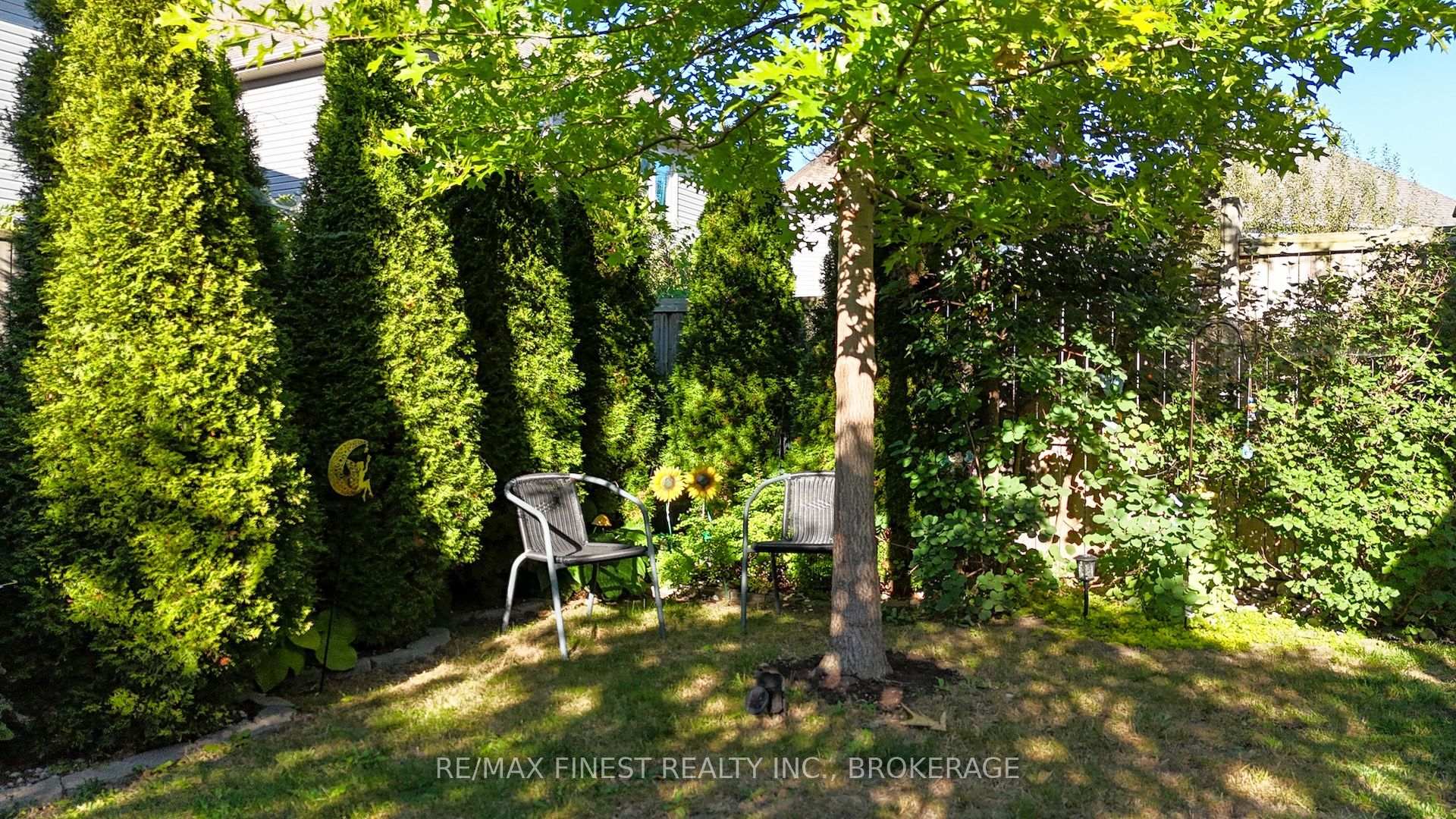 Photo 37 of 1736 Reginald Bart Drive, Kingston, Kingston East (Incl Barret Crt) — HOMEH