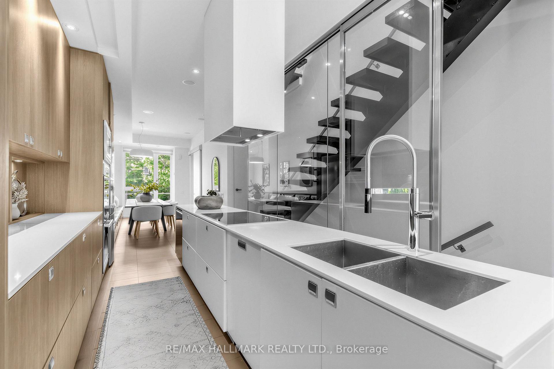 Photo 6 of 251 Roxton Road, Toronto, Palmerston-Little Italy — HOMEH