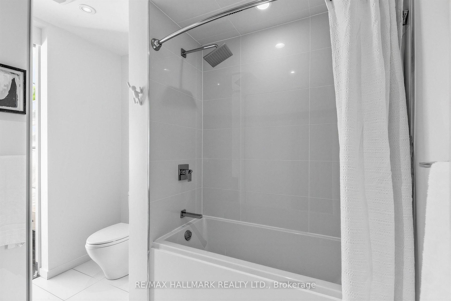 Photo 24 of 251 Roxton Road, Toronto, Palmerston-Little Italy — HOMEH