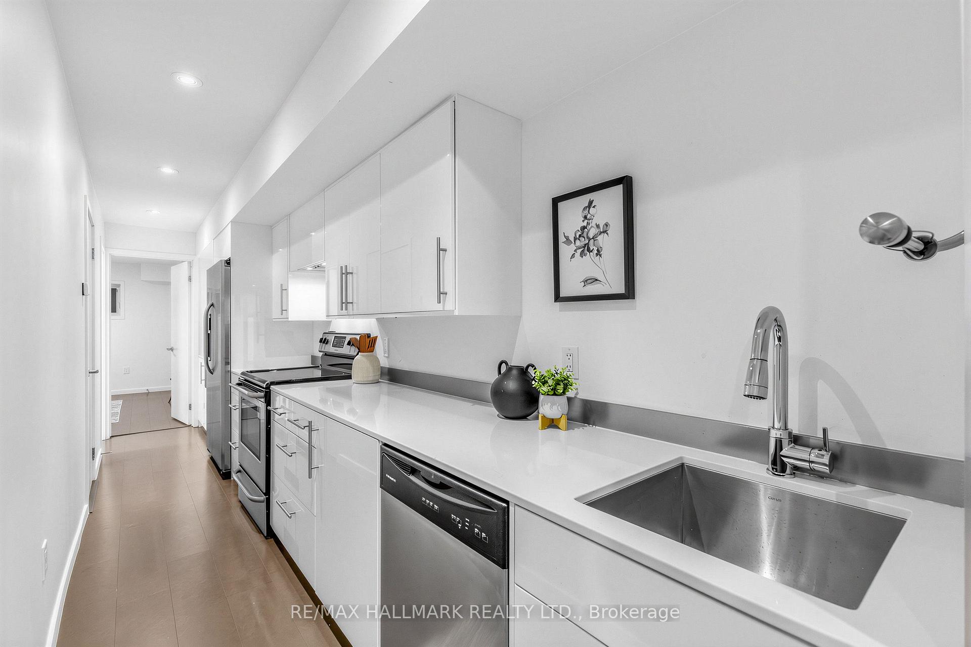 Photo 31 of 251 Roxton Road, Toronto, Palmerston-Little Italy — HOMEH