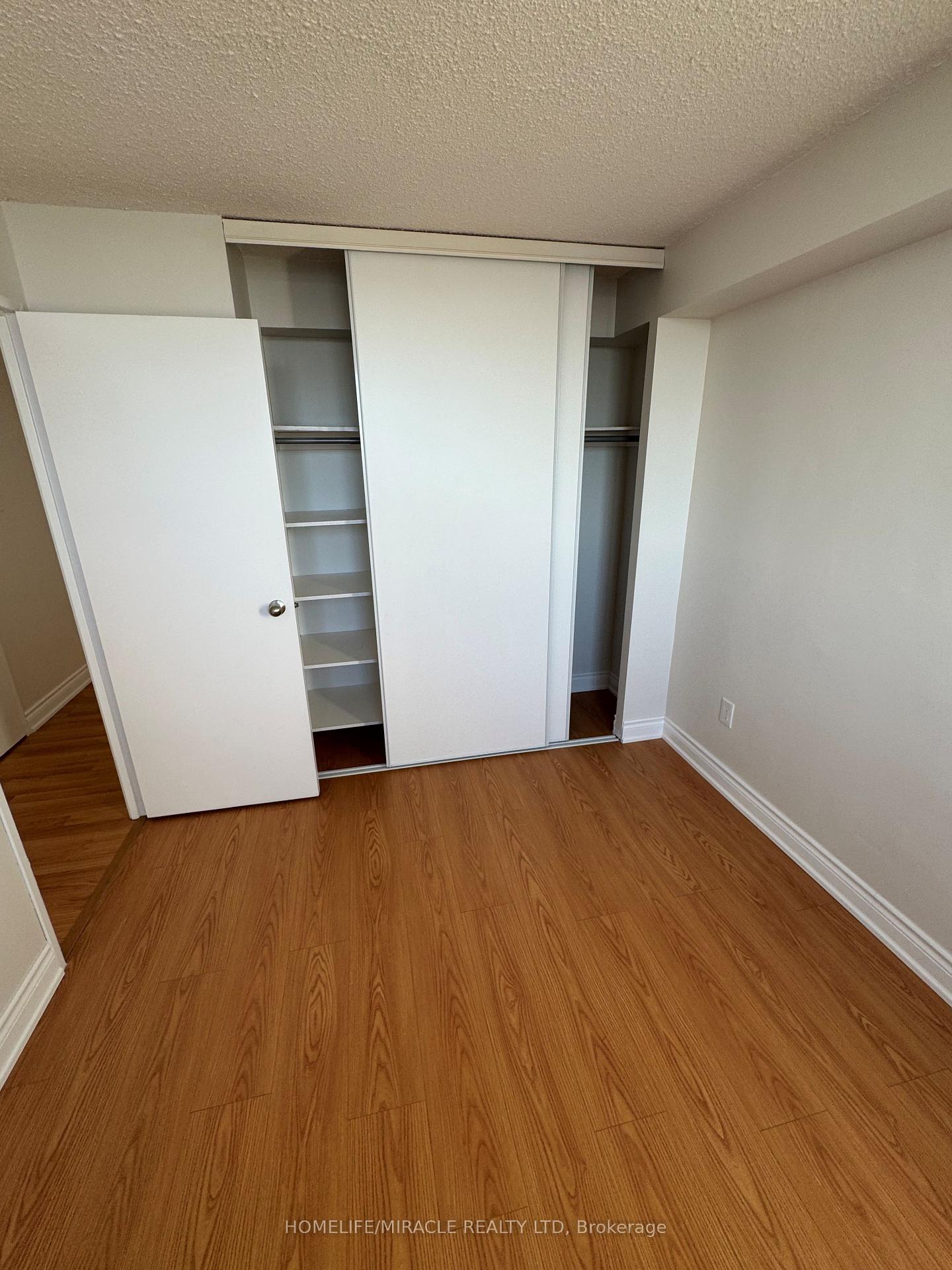 Photo 5 of Unit PH9, 120 Dundalk Drive, Scarborough, Dorset Park — HOMEH