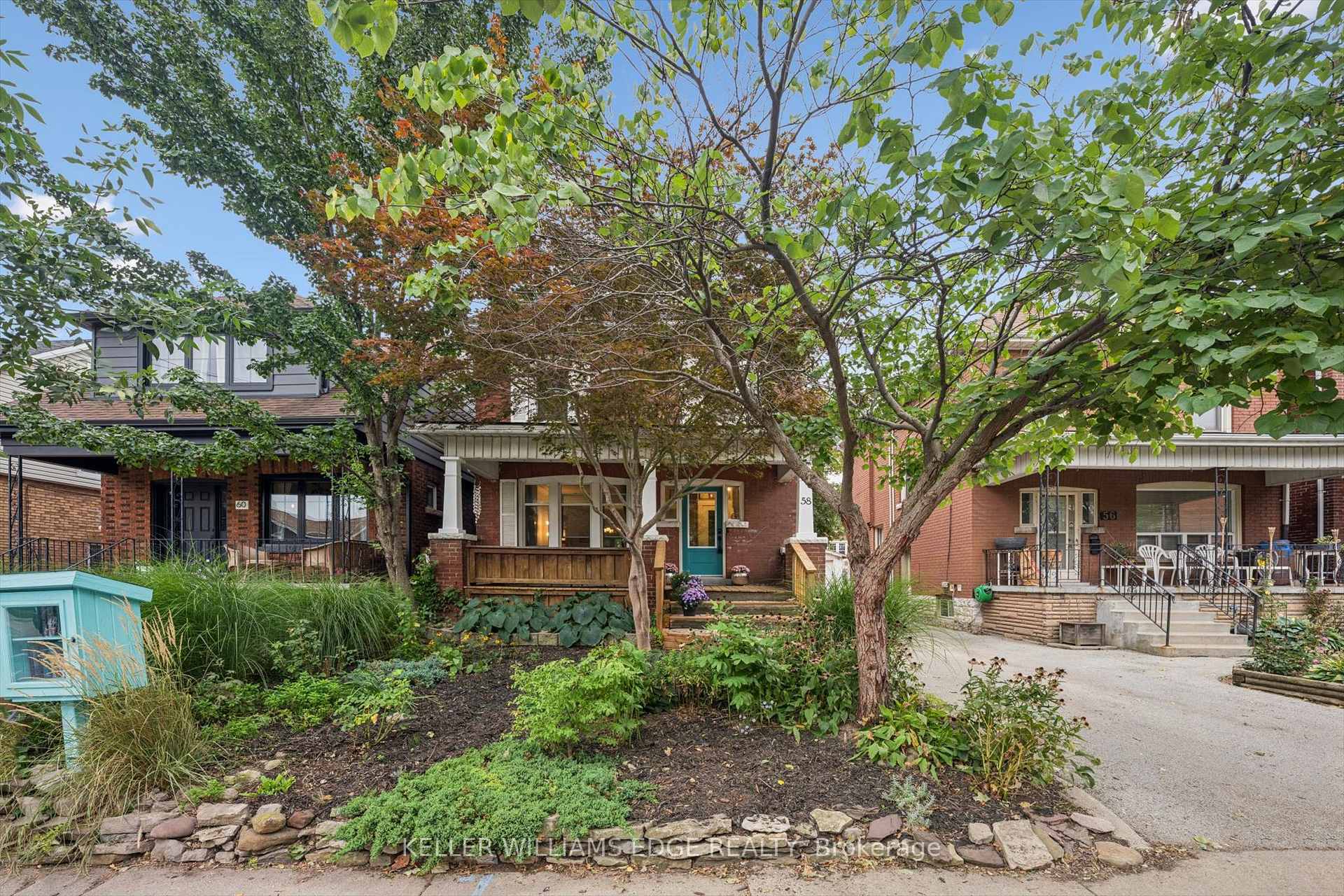 Photo 2 of 58 Balmoral Avenue N, Hamilton, Crown Point — HOMEH