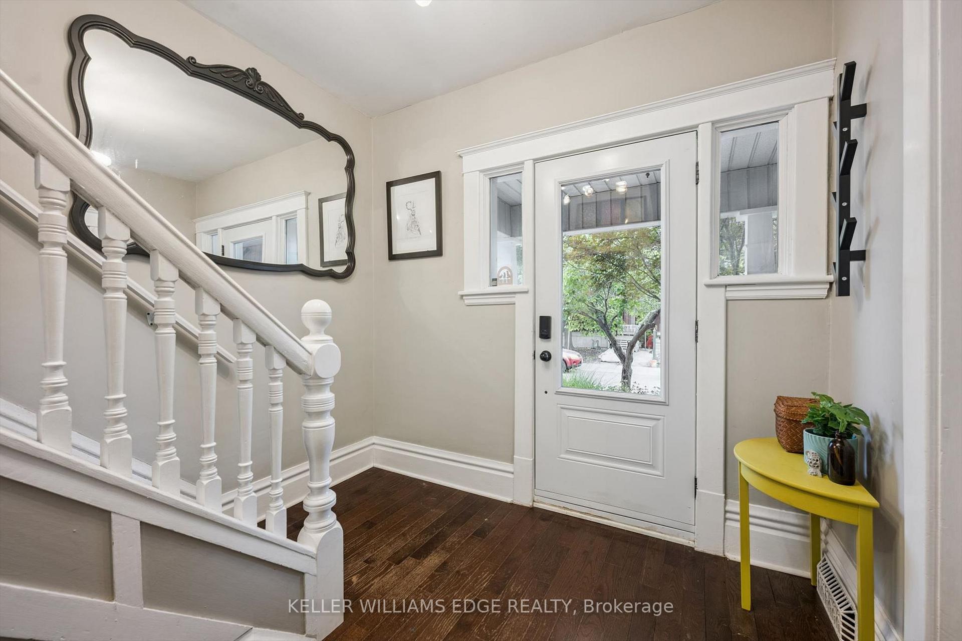 Photo 6 of 58 Balmoral Avenue N, Hamilton, Crown Point — HOMEH