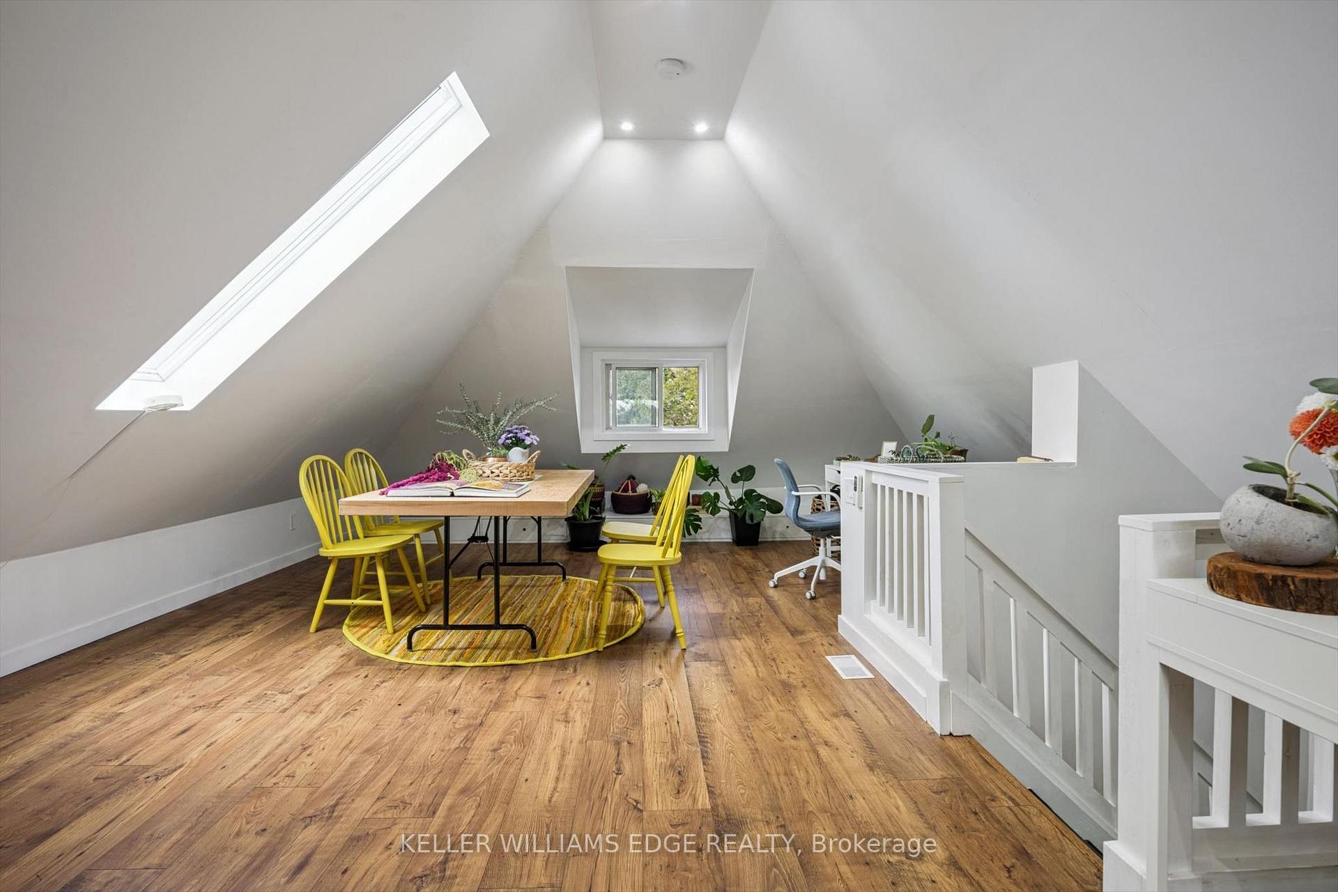 Photo 35 of 58 Balmoral Avenue N, Hamilton, Crown Point — HOMEH
