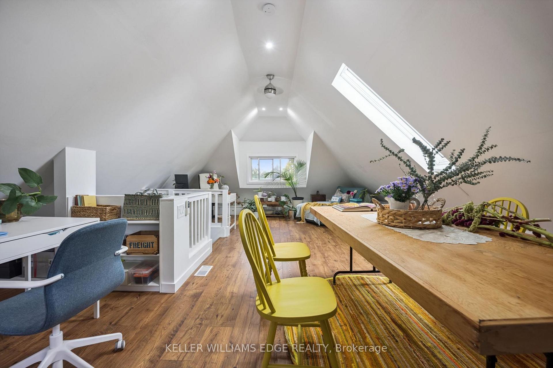 Photo 36 of 58 Balmoral Avenue N, Hamilton, Crown Point — HOMEH
