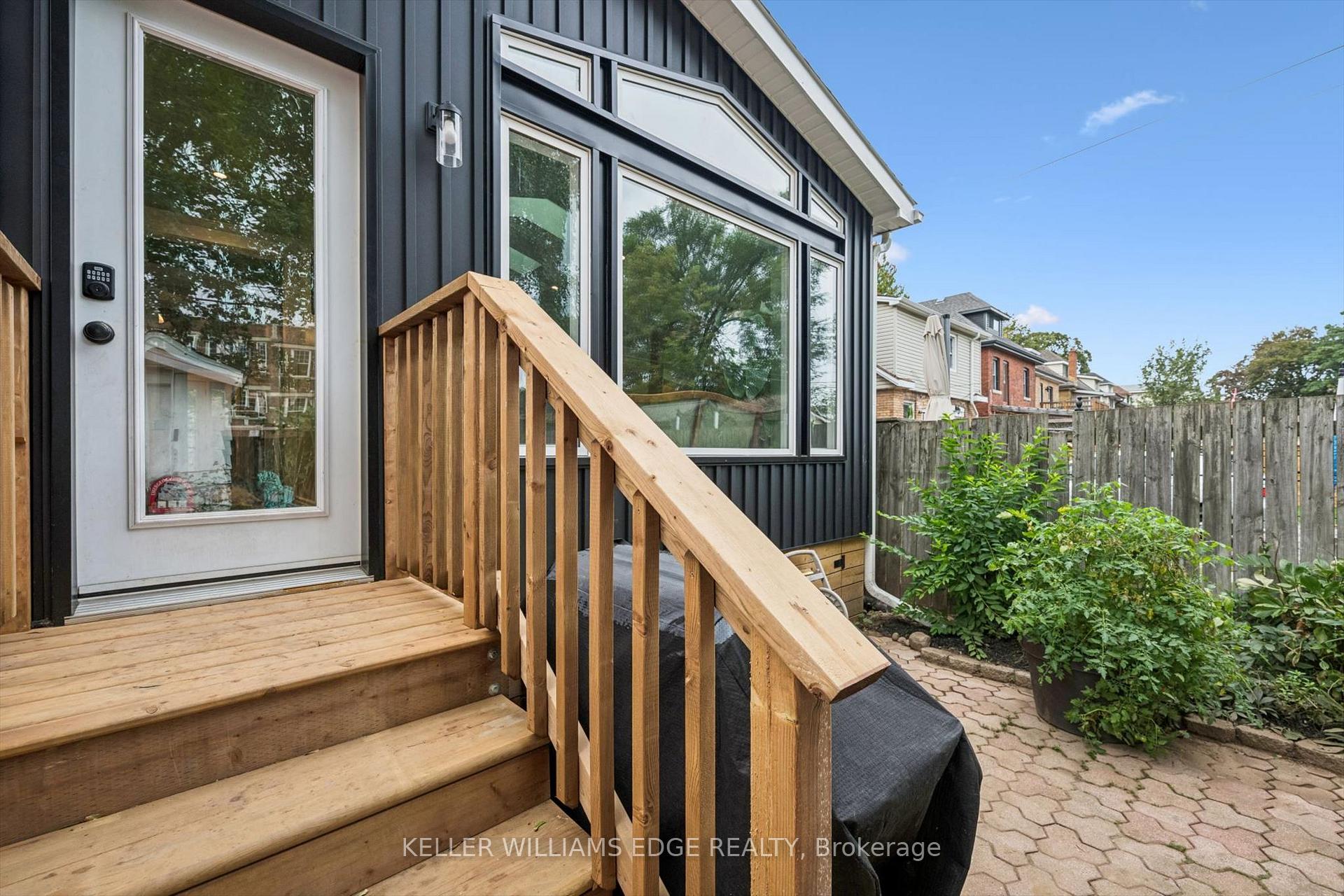 Photo 37 of 58 Balmoral Avenue N, Hamilton, Crown Point — HOMEH