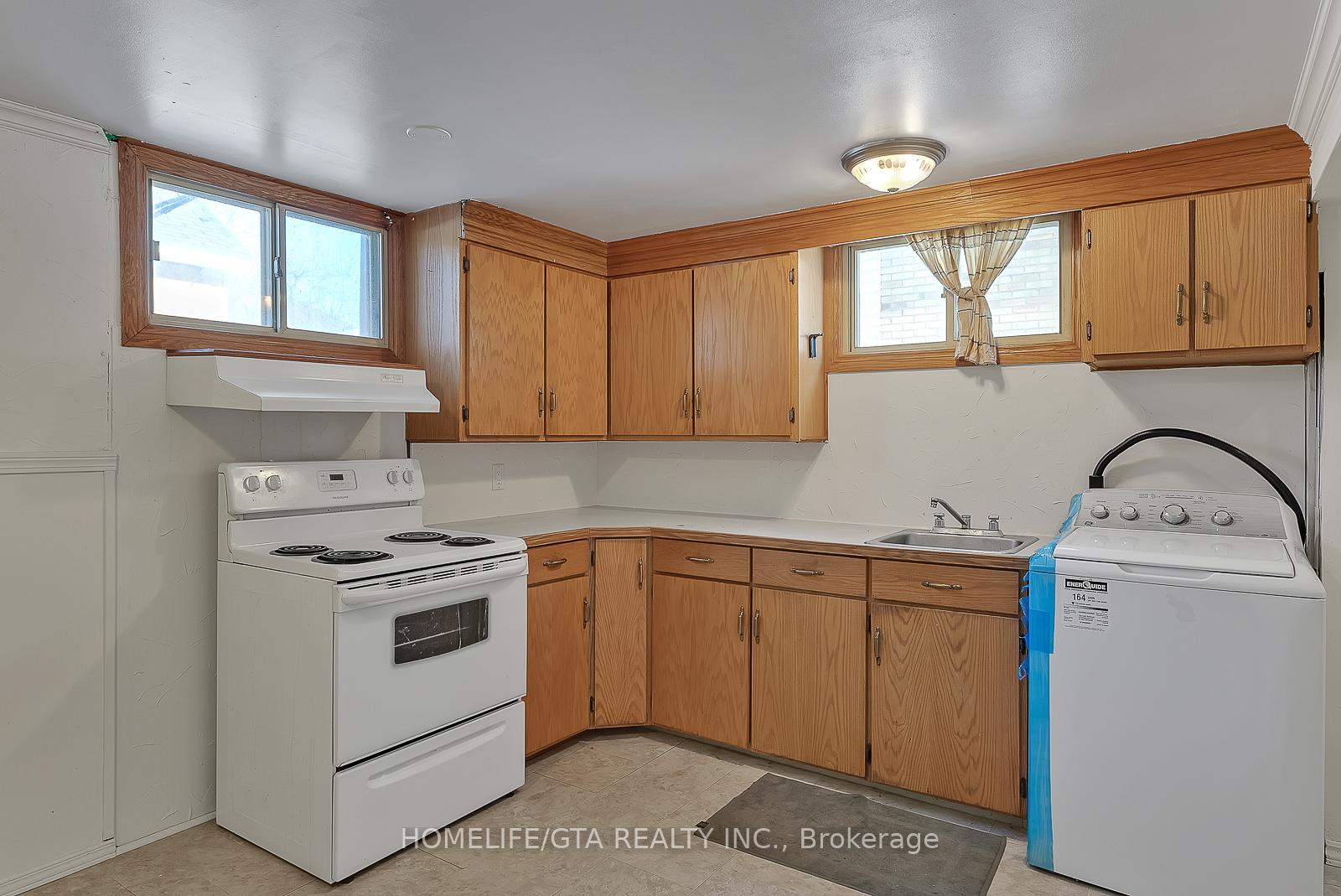 Photo 4 of Unit Basement, 278 Malaga Road, Oshawa, Stevenson — HOMEH