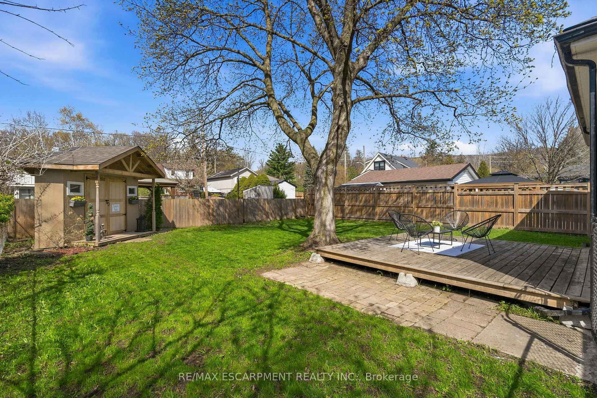 Photo 26 of 31 Cameron Avenue, Hamilton, Dundas — HOMEH