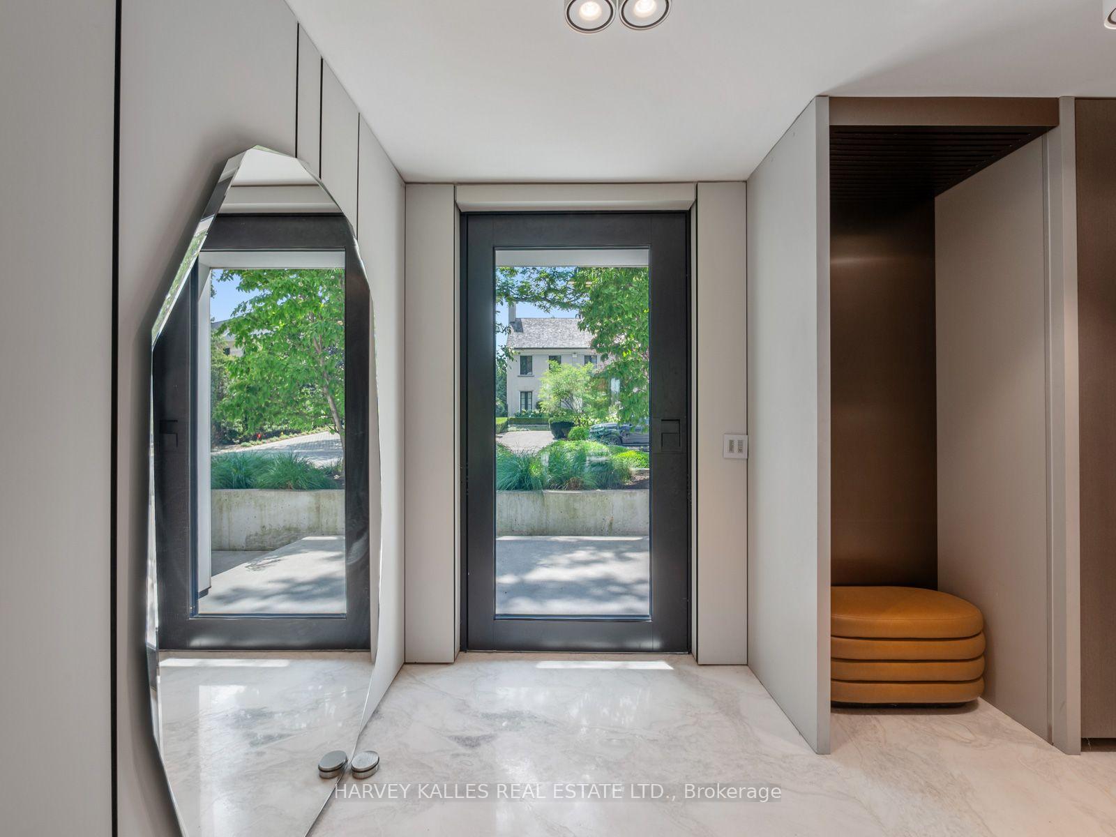 Photo 3 of 75 Ardwold Gate, Toronto, Casa Loma — HOMEH