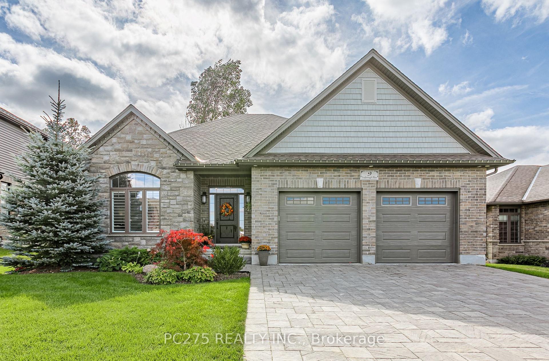 Photo of 9 Foxborough Place