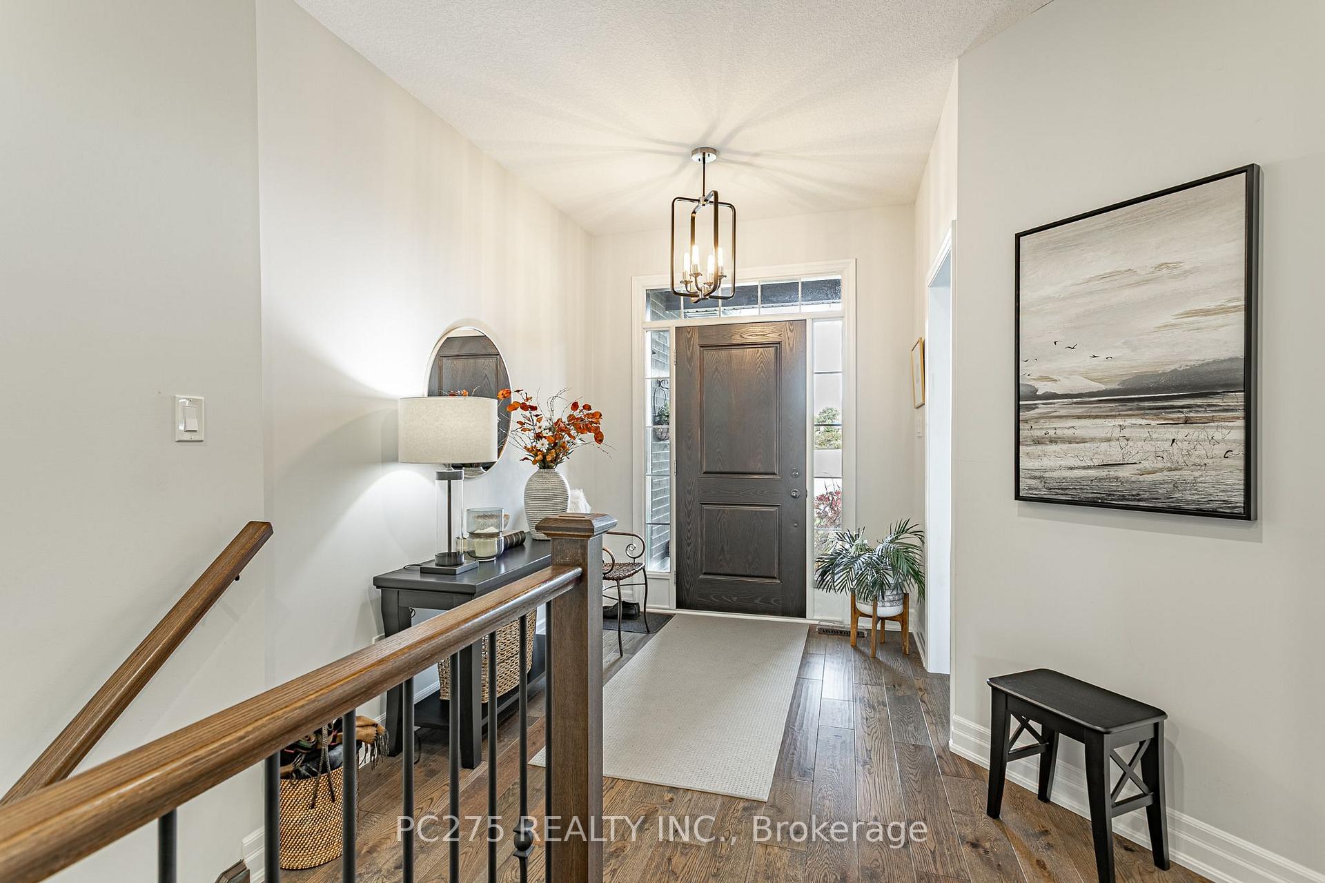 Photo 5 of 9 Foxborough Place, Thames Centre, Thorndale — HOMEH