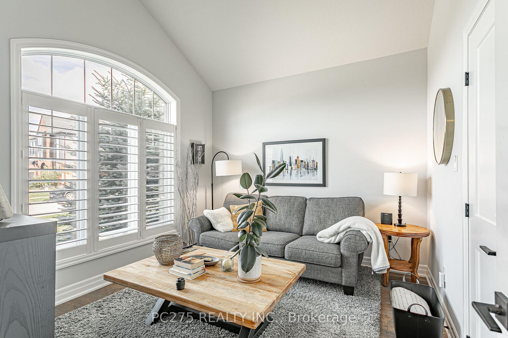 Photo 7 of 9 Foxborough Place, Thames Centre, Thorndale — HOMEH
