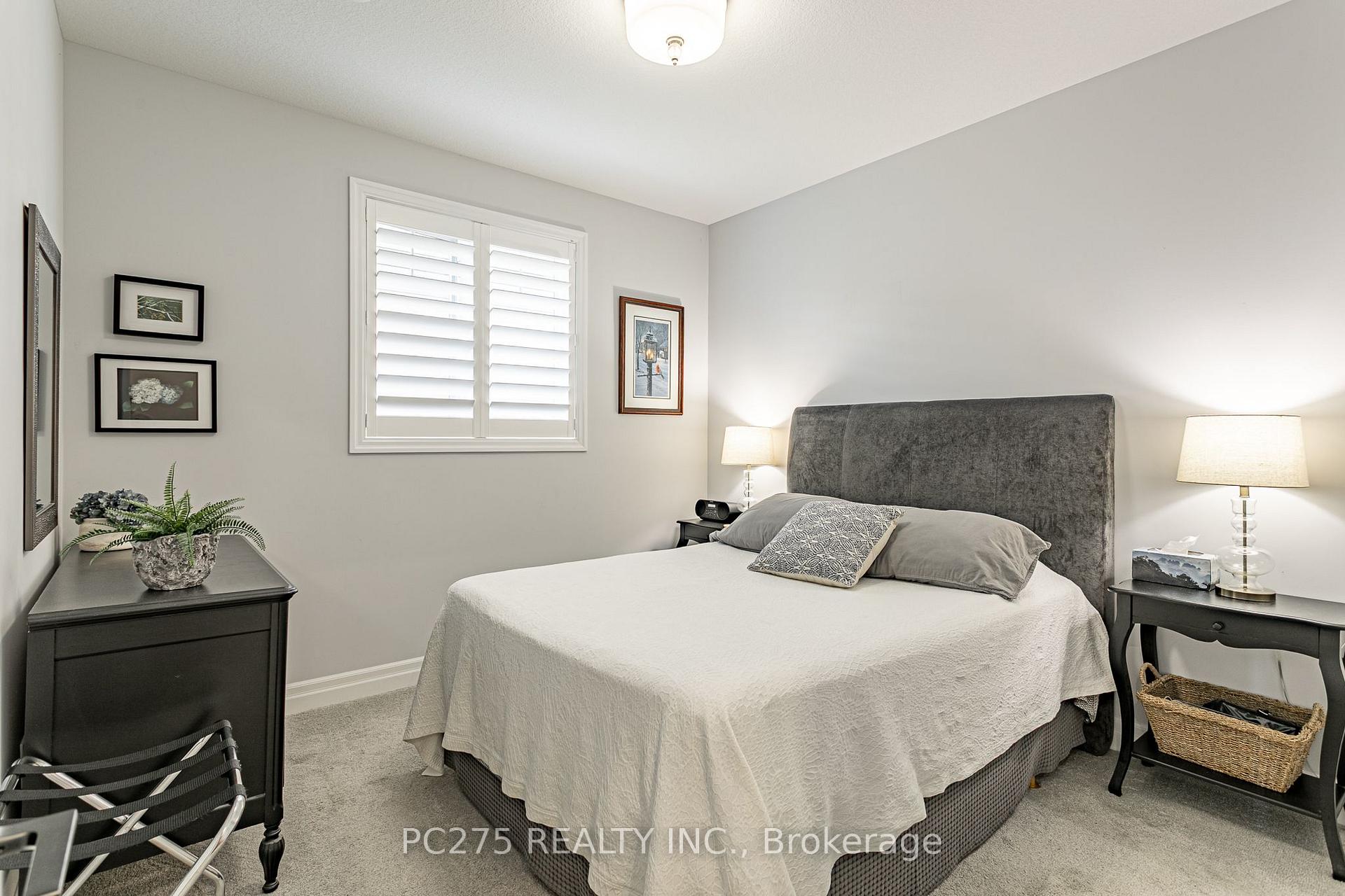 Photo 10 of 9 Foxborough Place, Thames Centre, Thorndale — HOMEH