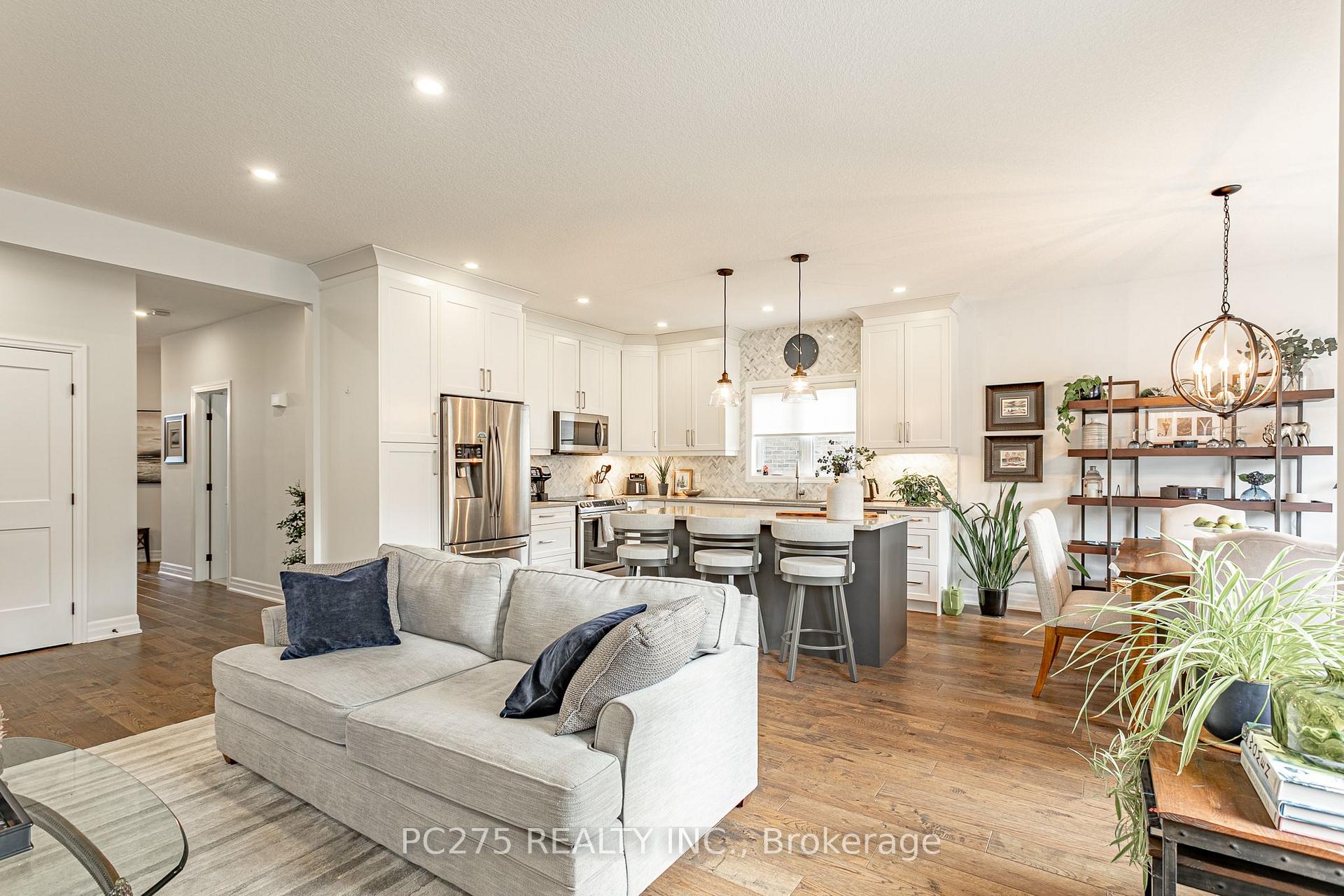 Photo 16 of 9 Foxborough Place, Thames Centre, Thorndale — HOMEH