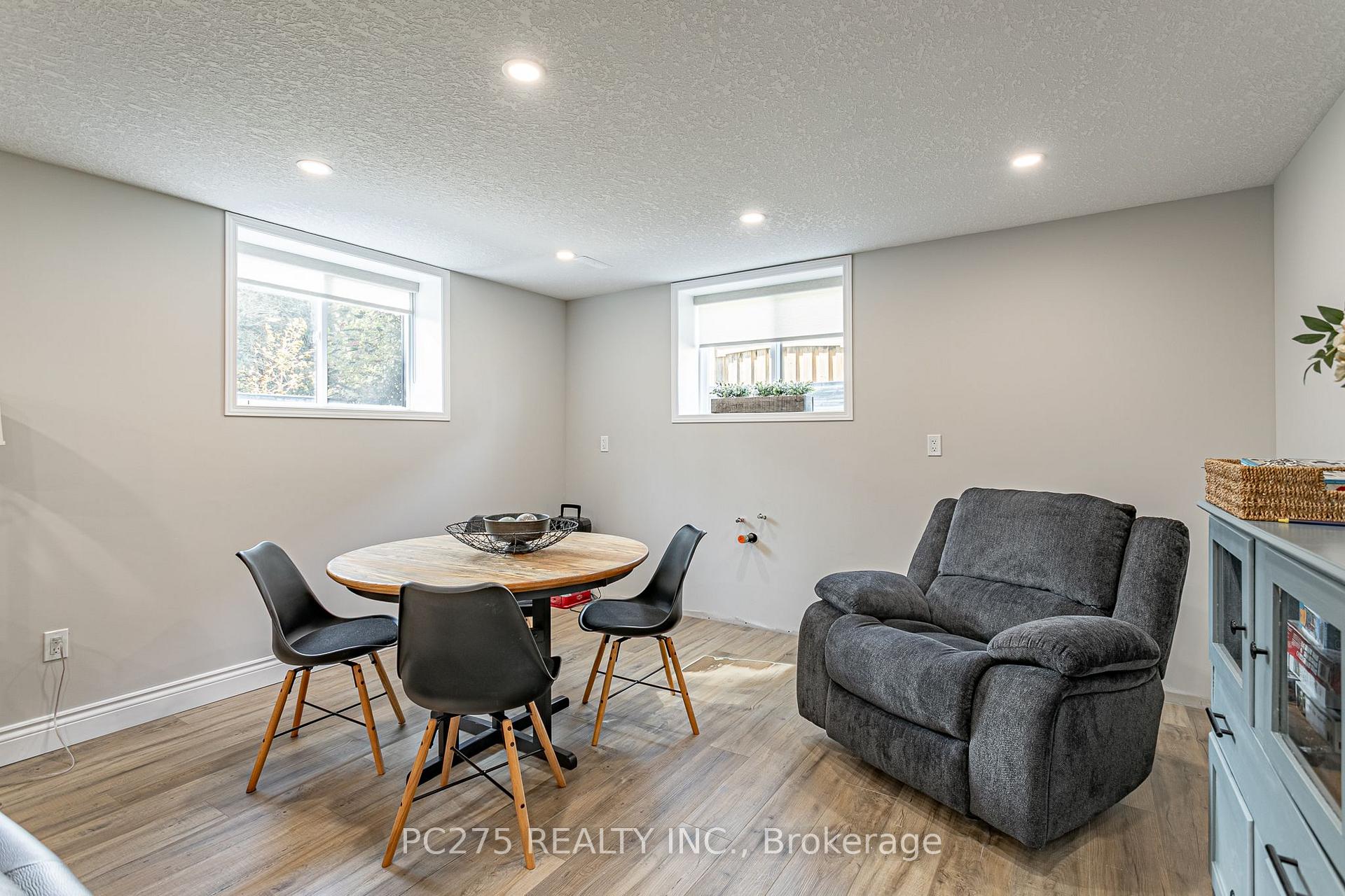 Photo 30 of 9 Foxborough Place, Thames Centre, Thorndale — HOMEH
