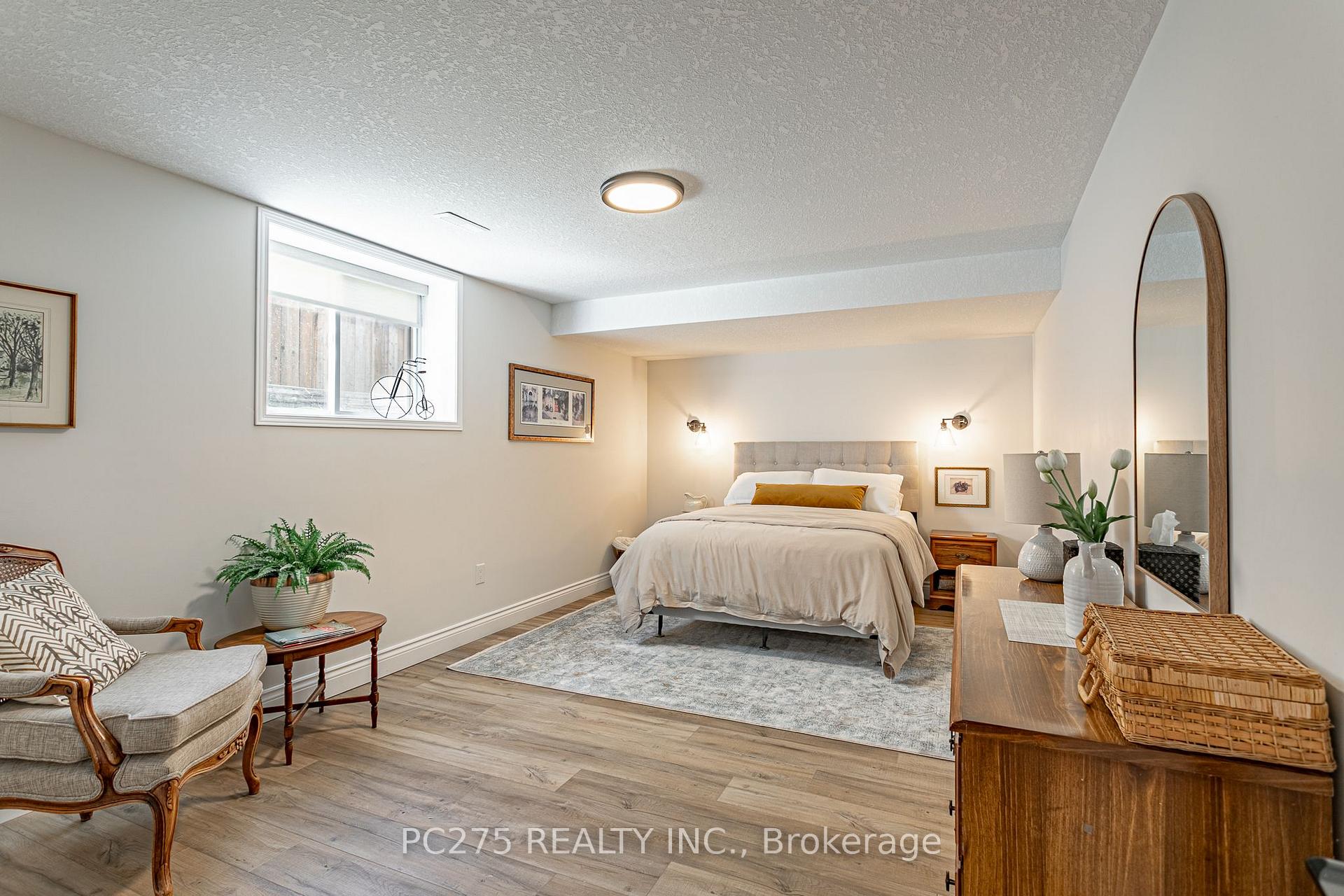 Photo 33 of 9 Foxborough Place, Thames Centre, Thorndale — HOMEH