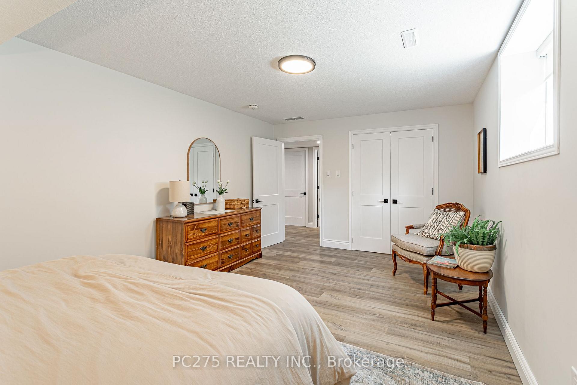 Photo 34 of 9 Foxborough Place, Thames Centre, Thorndale — HOMEH