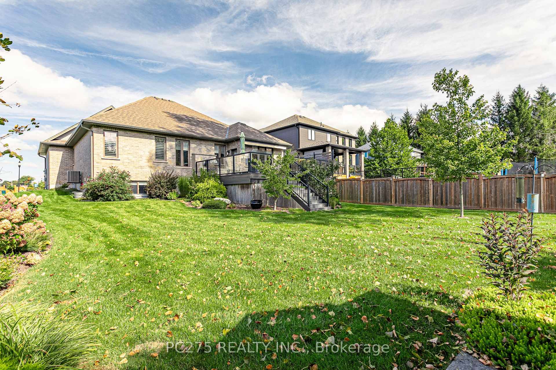 Photo 38 of 9 Foxborough Place, Thames Centre, Thorndale — HOMEH