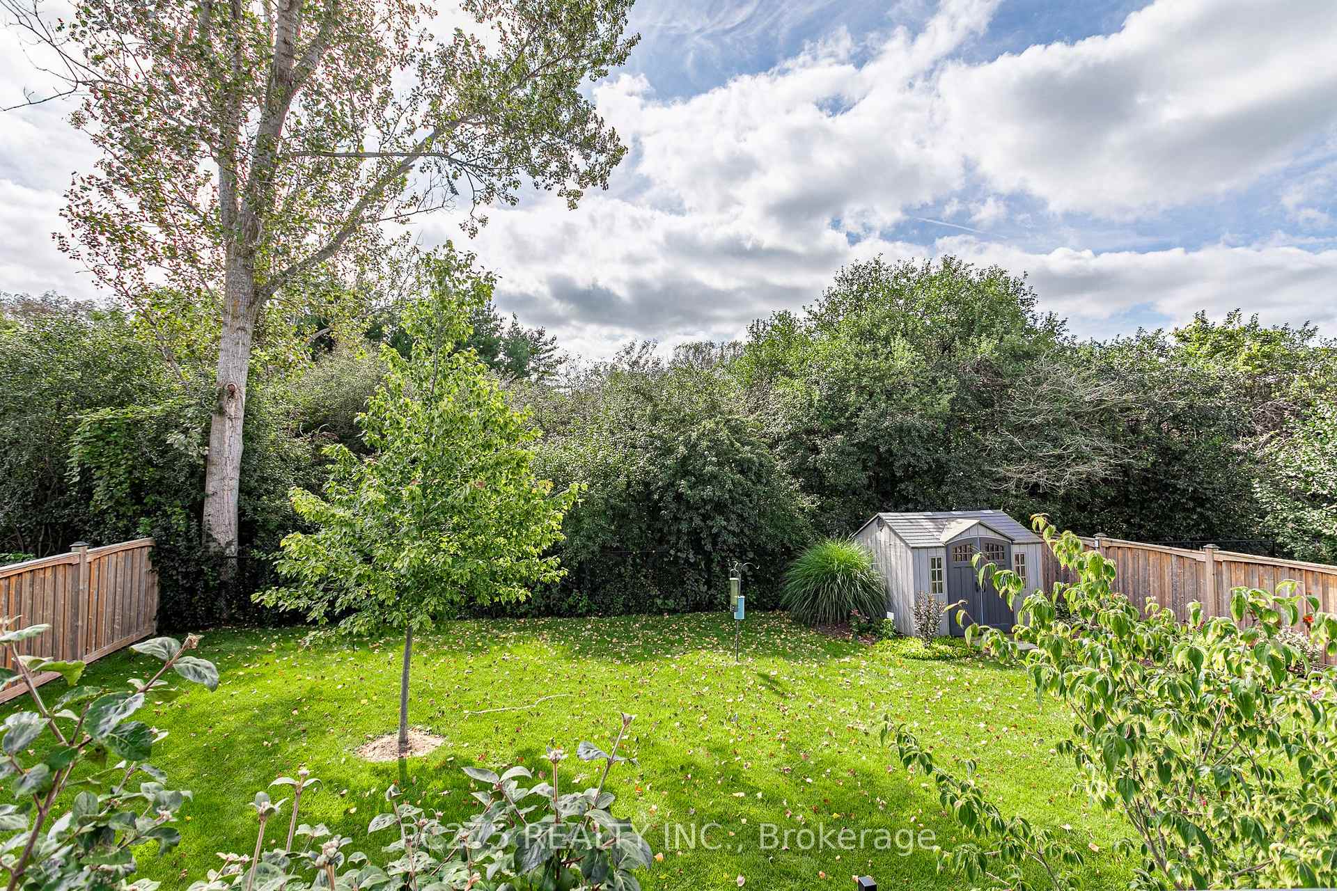 Photo 44 of 9 Foxborough Place, Thames Centre, Thorndale — HOMEH