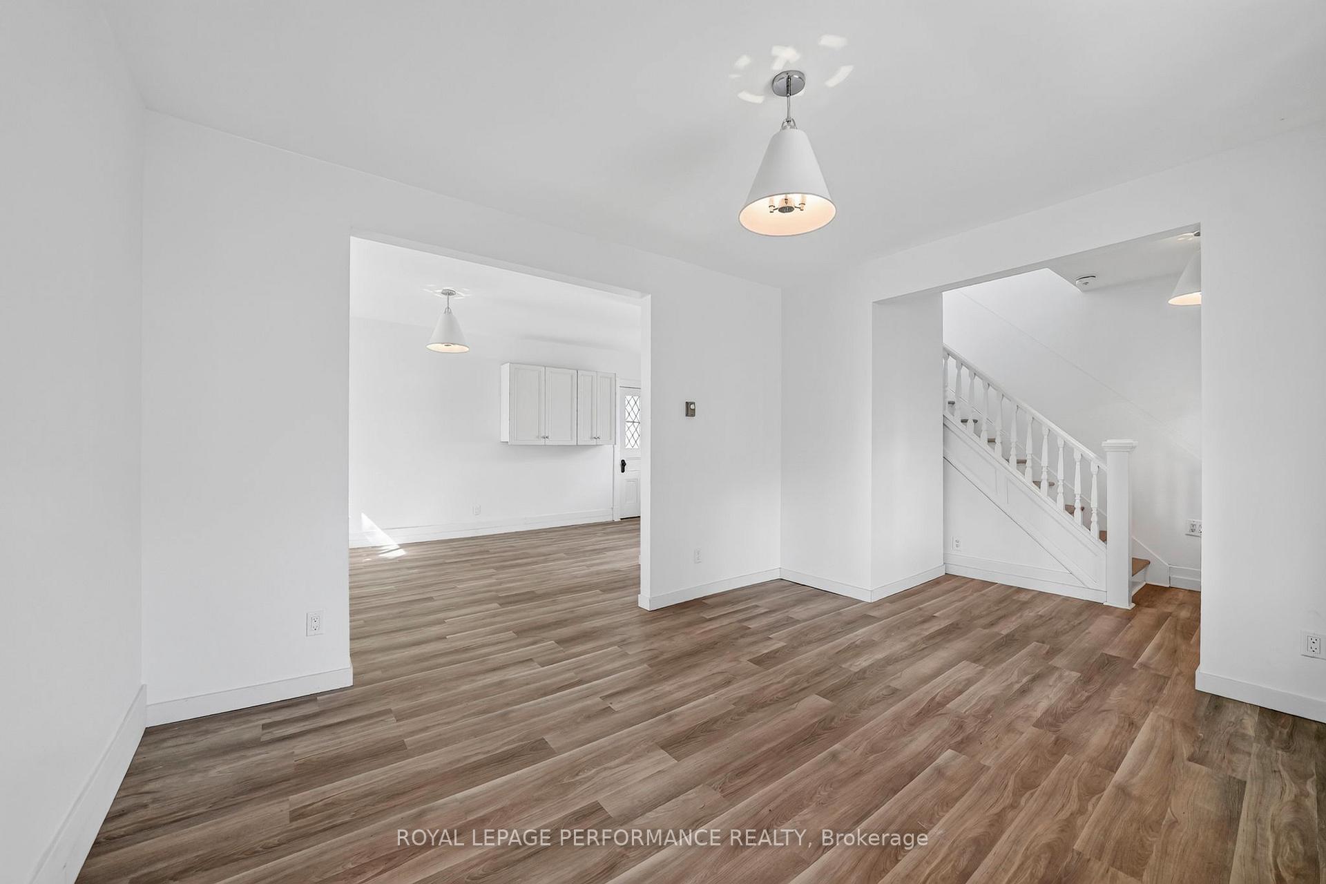 Photo 9 of 139 8th Street W, Cornwall, Cornwall — HOMEH
