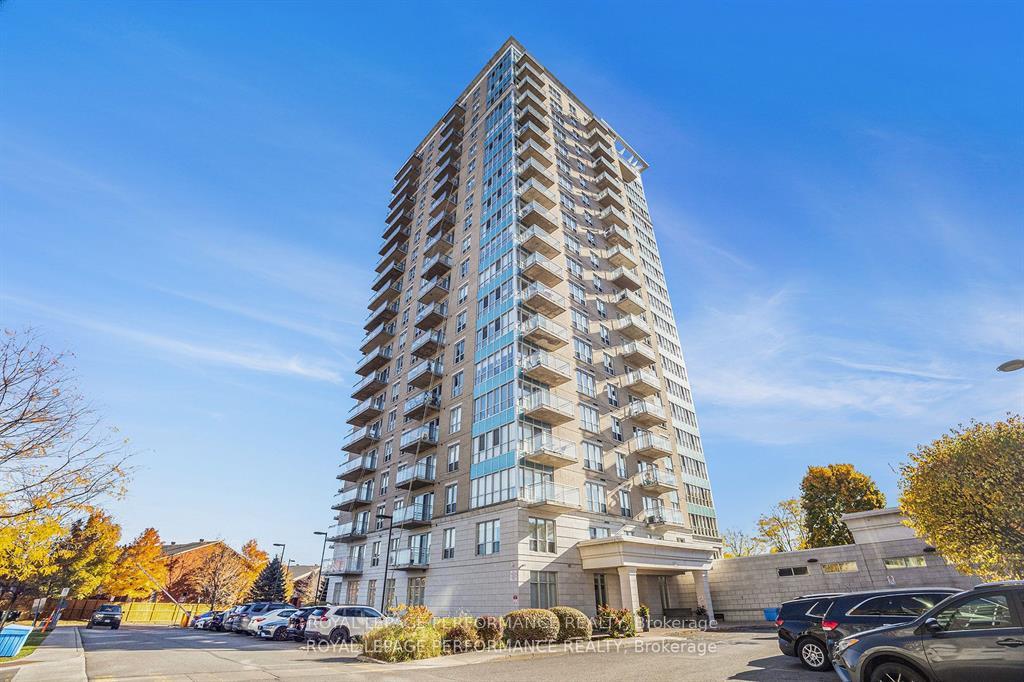 Front of Unit 1204, 90 Landry Street