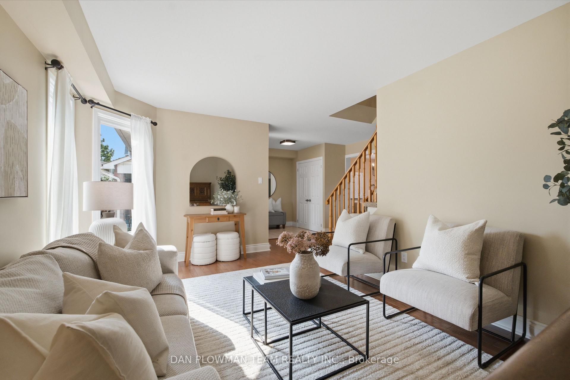 Photo 6 of 6 Saddlebrook Court, Clarington, Courtice — HOMEH