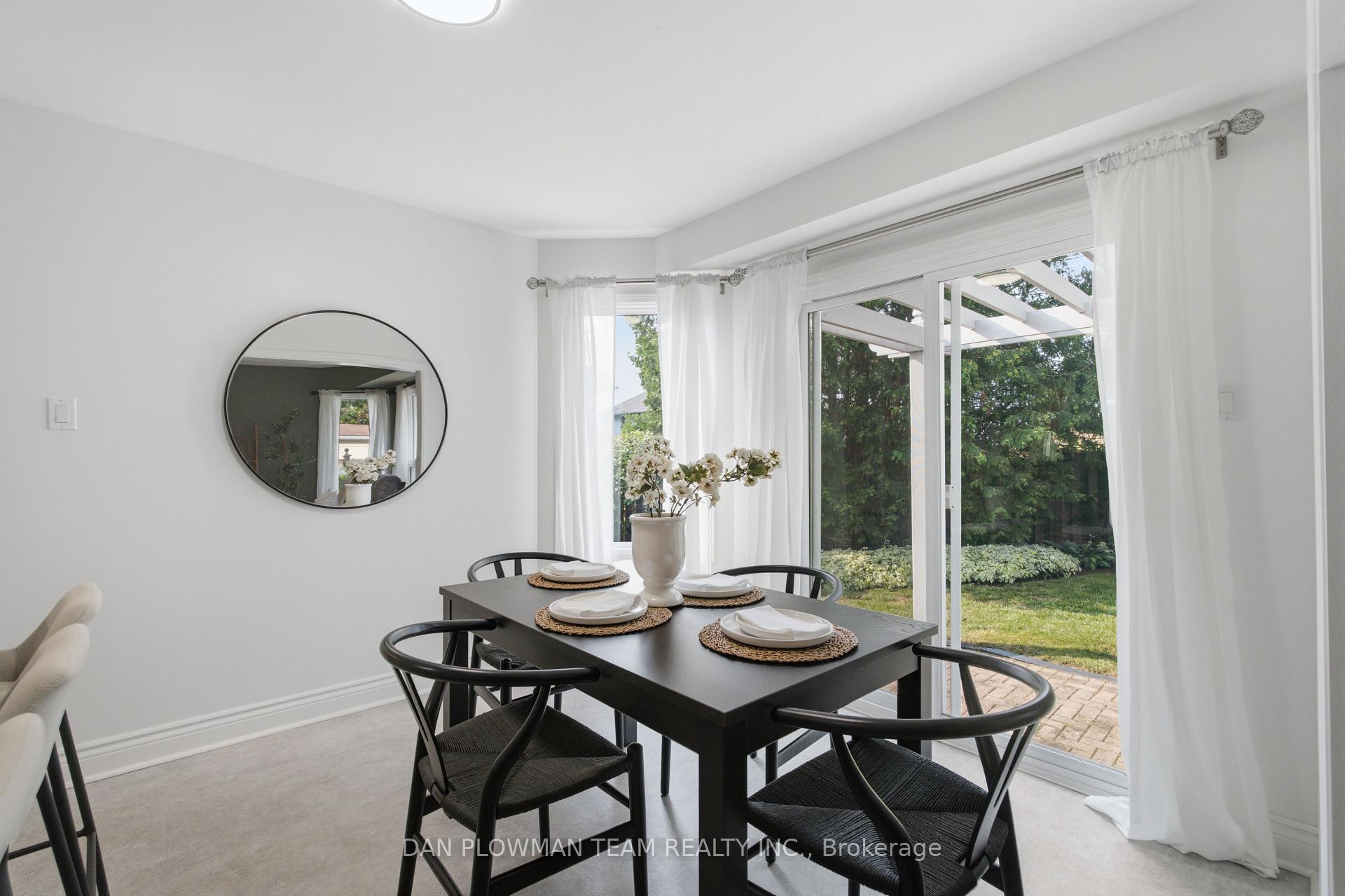 Photo 13 of 6 Saddlebrook Court, Clarington, Courtice — HOMEH