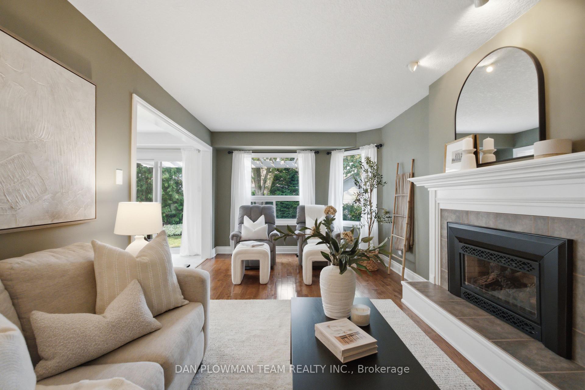 Photo 15 of 6 Saddlebrook Court, Clarington, Courtice — HOMEH