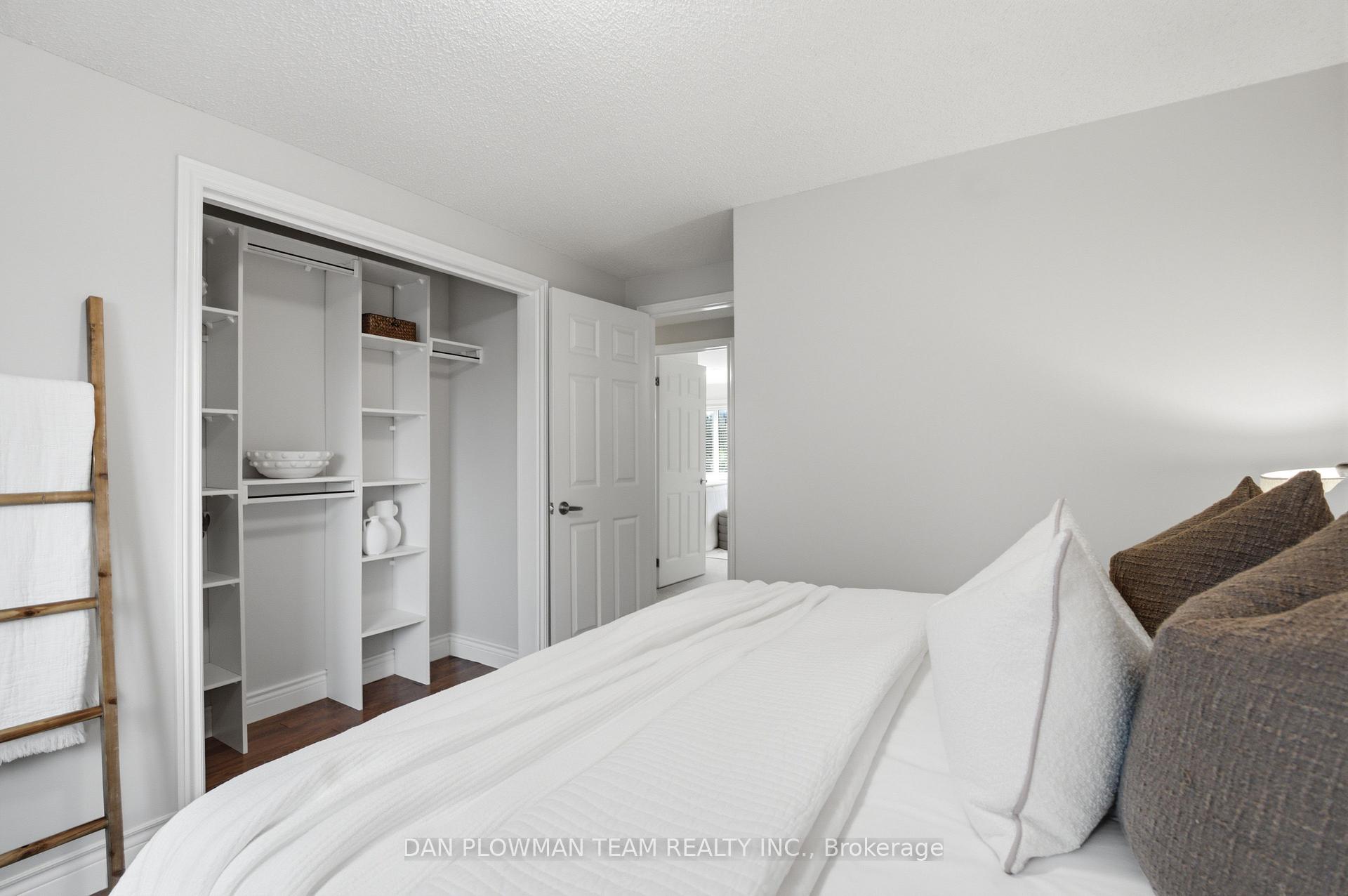 Photo 29 of 6 Saddlebrook Court, Clarington, Courtice — HOMEH
