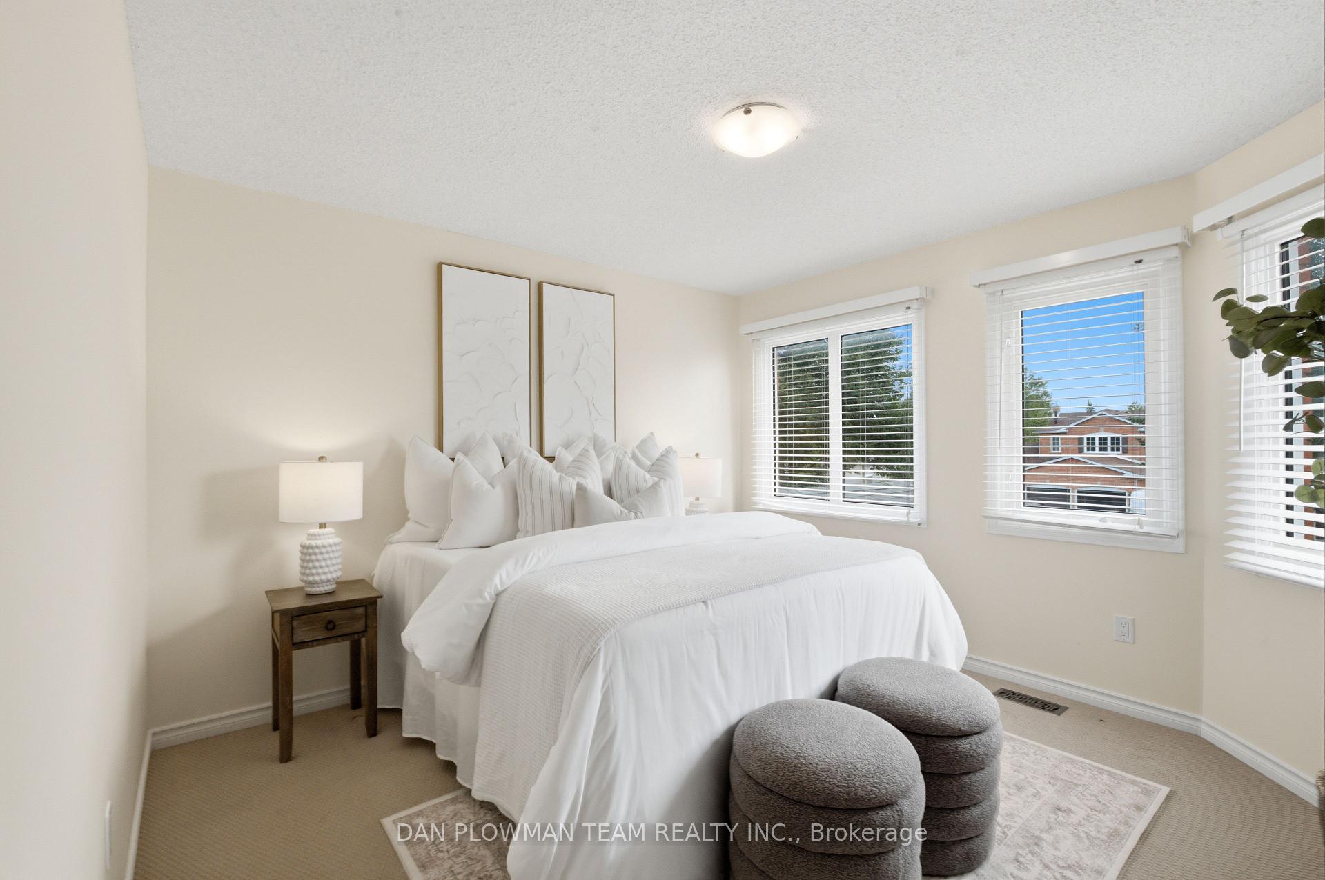 Photo 32 of 6 Saddlebrook Court, Clarington, Courtice — HOMEH