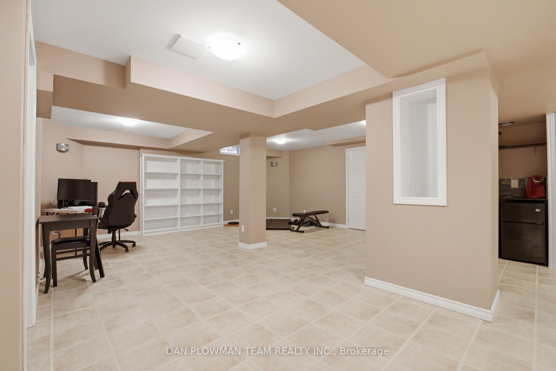 Photo 34 of 6 Saddlebrook Court, Clarington, Courtice — HOMEH