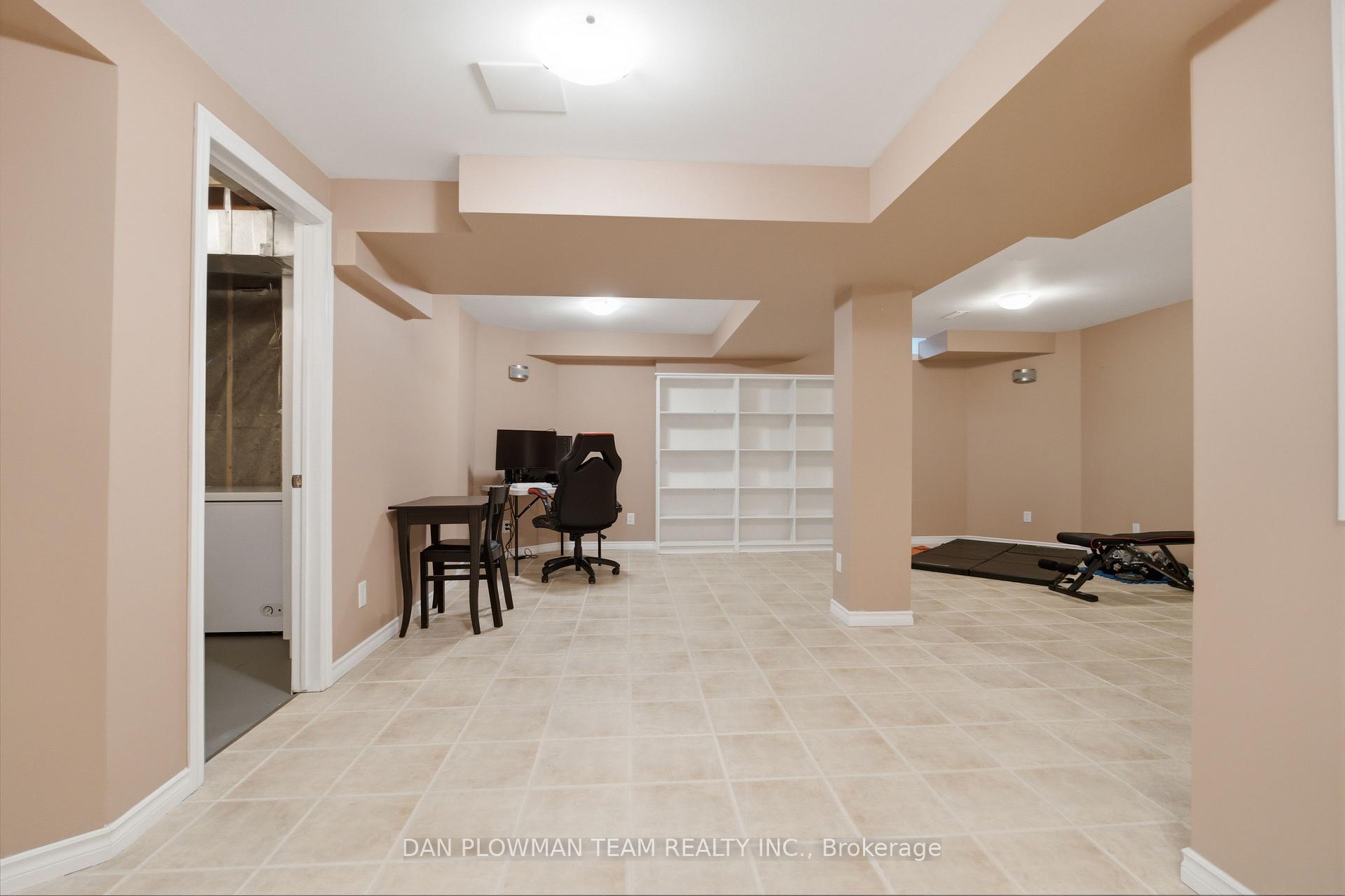 Photo 35 of 6 Saddlebrook Court, Clarington, Courtice — HOMEH