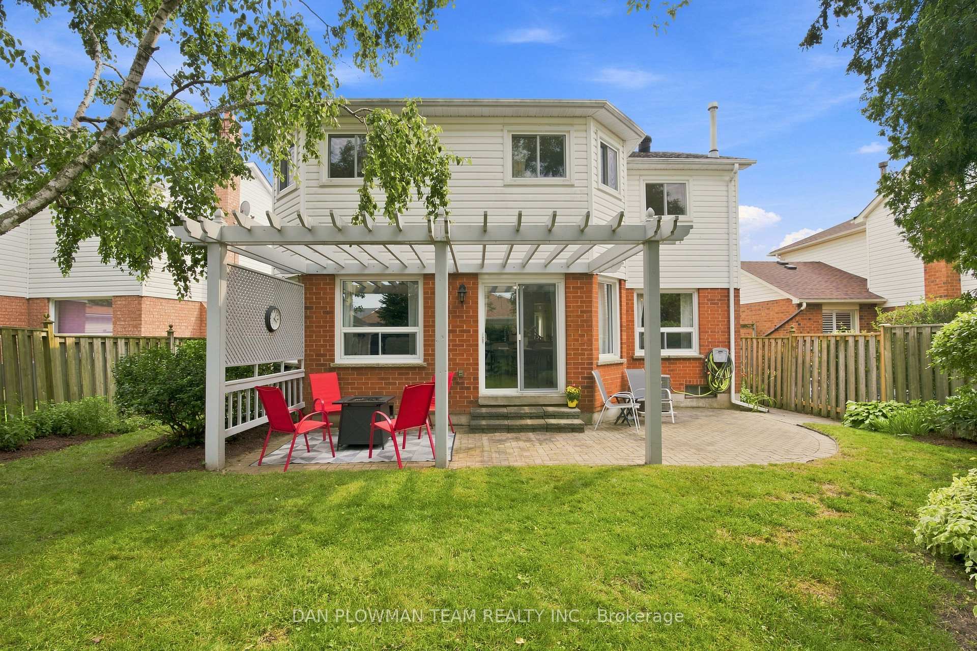 Photo 41 of 6 Saddlebrook Court, Clarington, Courtice — HOMEH